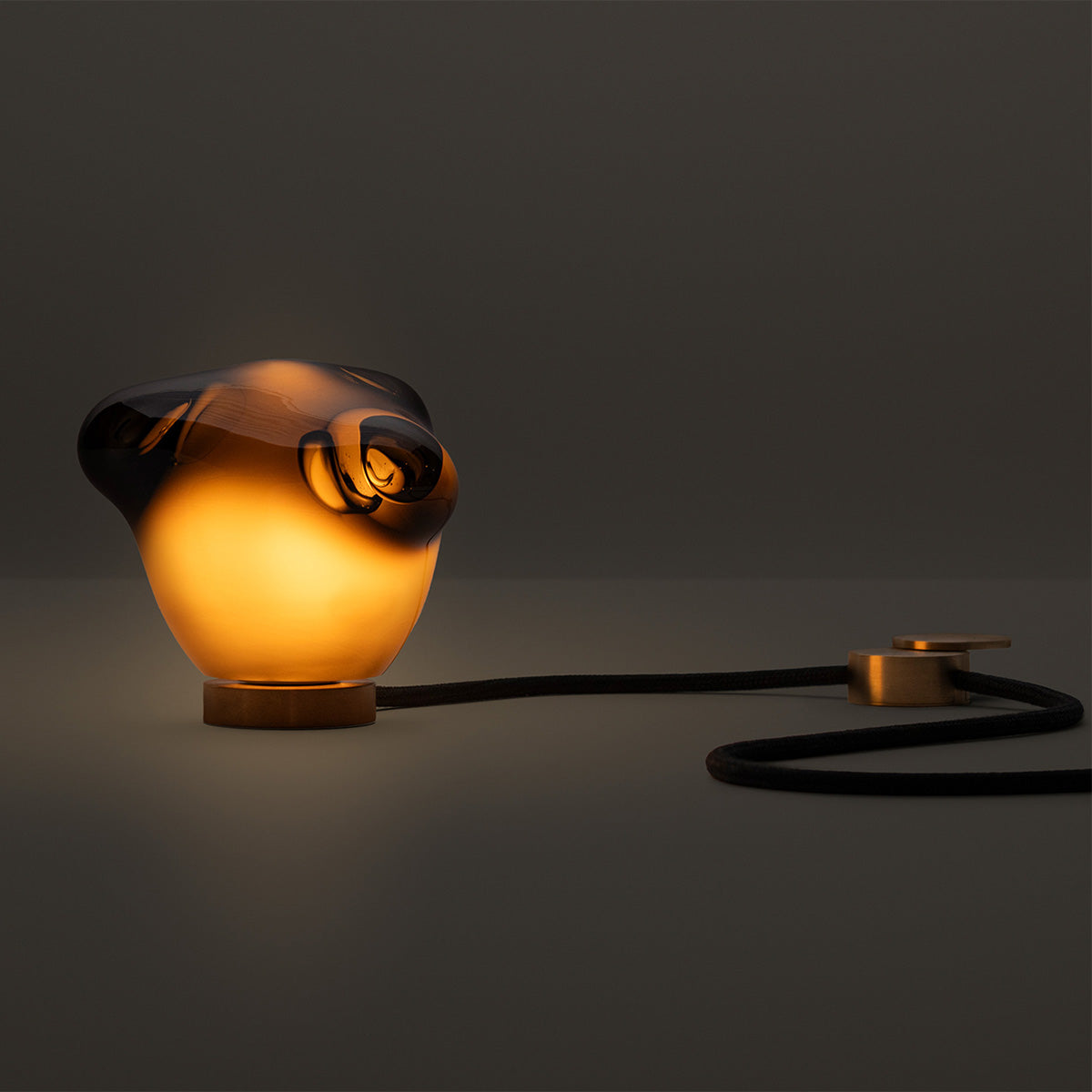 Mobile / WhiteMenu / 57t Table Lamp, designed by Omer Arbel