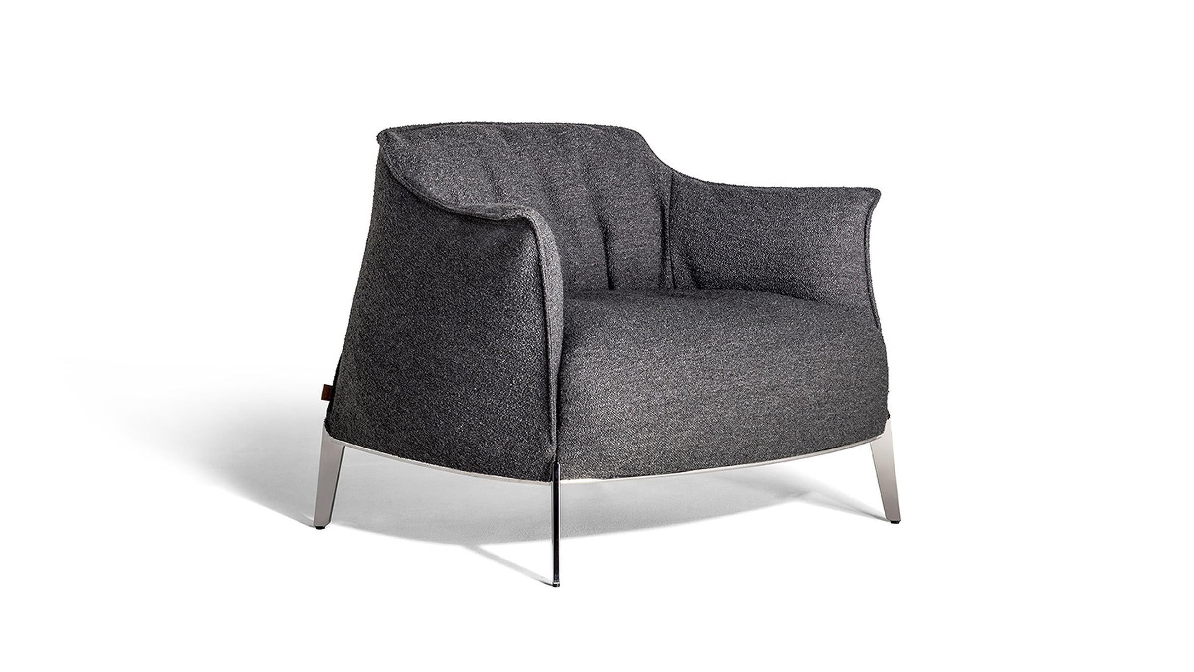 Poltrona Frau Chair Archibald Gran Comfort Armchair
