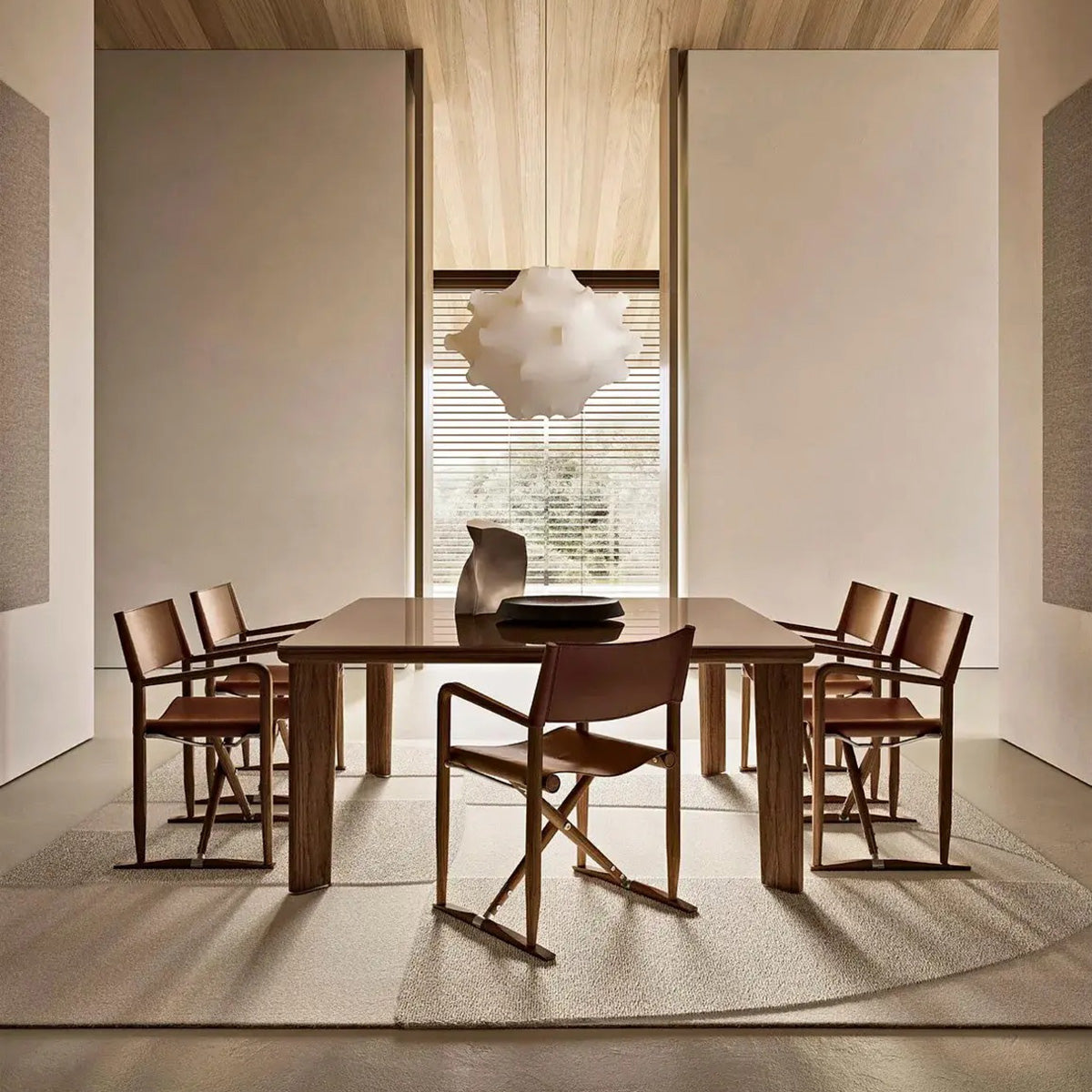 Mobile / Arnold Table, designed by Antonio Citterio for Flexform