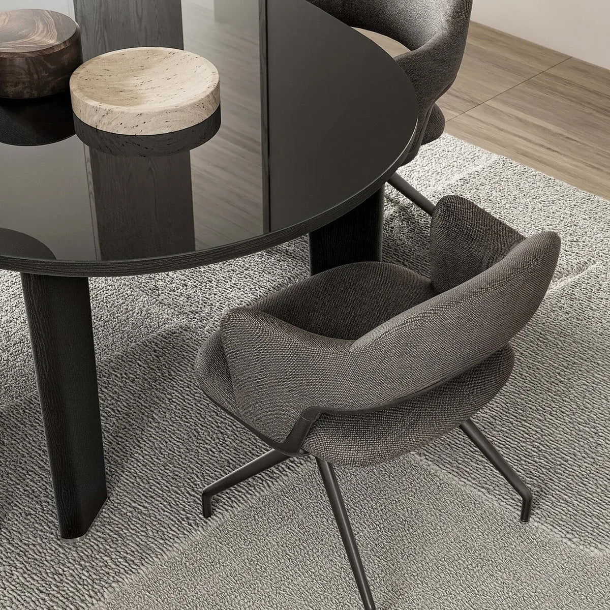 Mobile / Arnold Table, designed by Antonio Citterio for Flexform