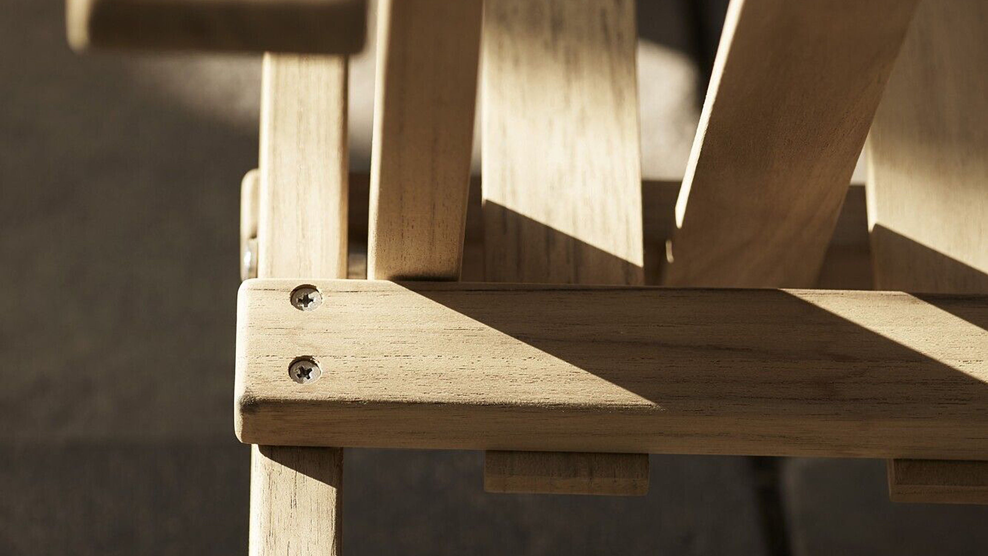 Desktop / BM5568 Deck Chair with Cushion, designed by Borge Mogensen for Carl Hansen and Son