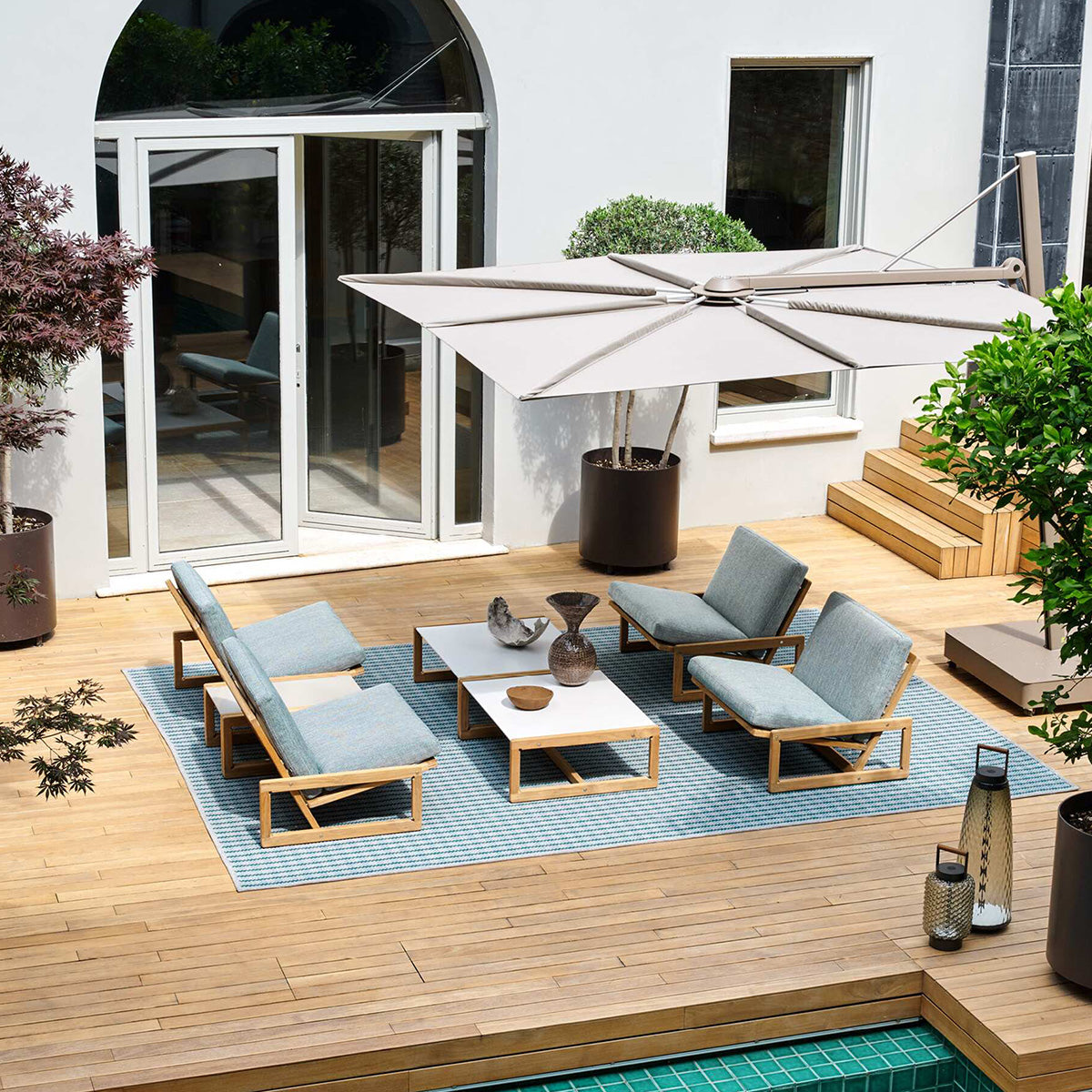 Mobile / Carlotta Outdoor Armchair, designed by Afra and Tobia Scarpa and made by Cassina