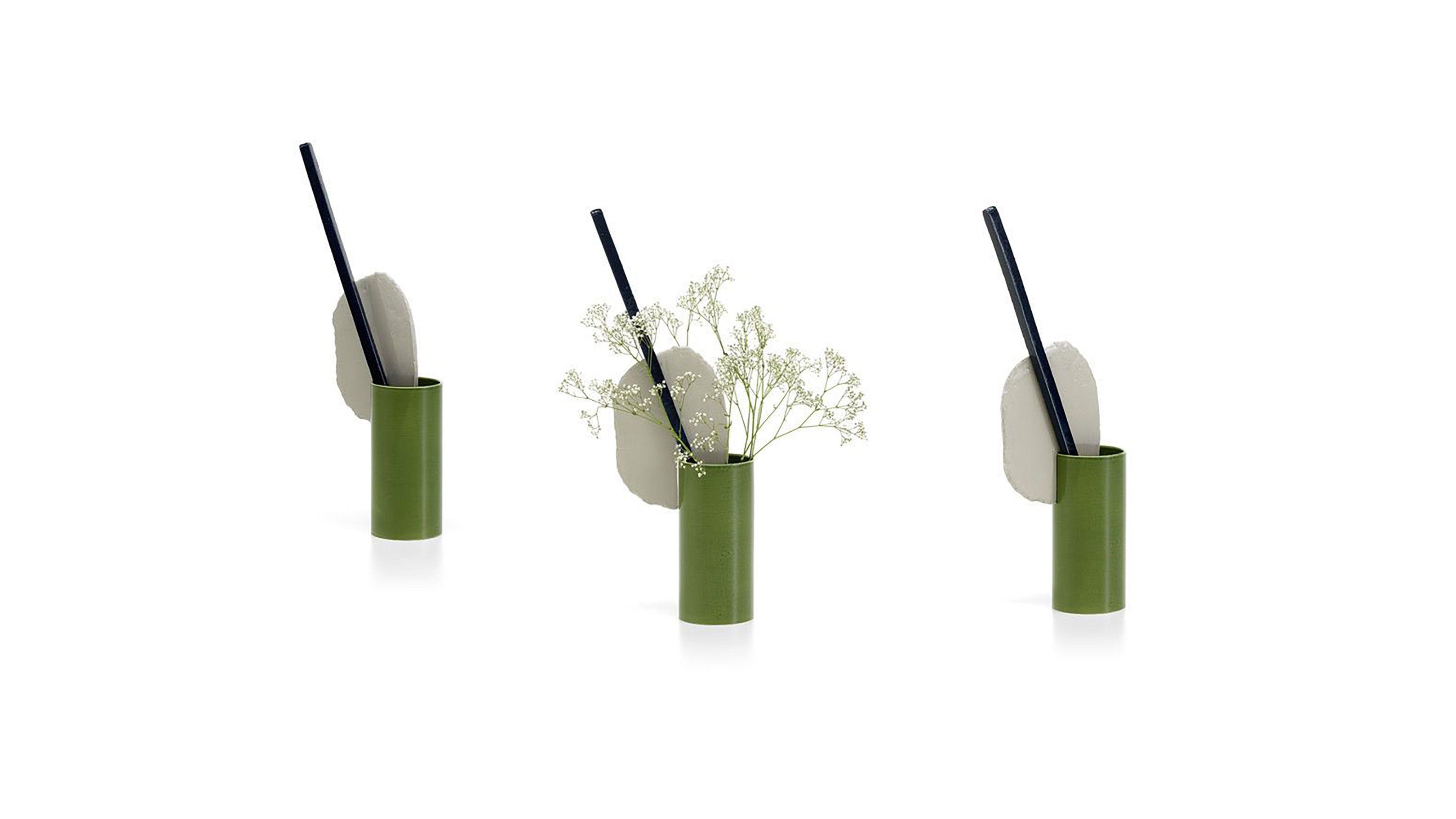 Desktop / The Vases Découpage, Barre, designed by Ronan & Erwan Bouroullec for Vitra