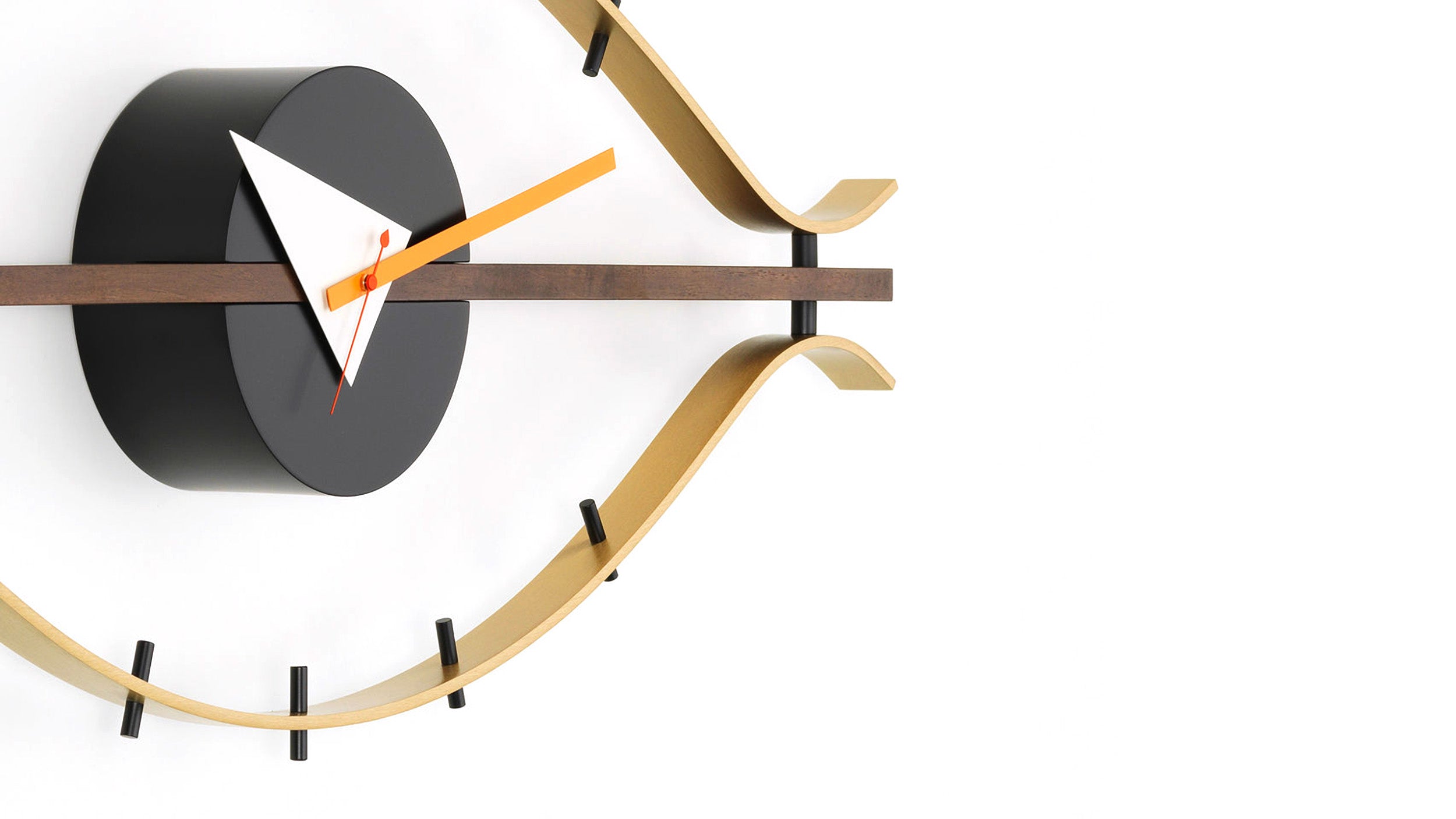 Desktop / Eye Clock, designed by George Nelson and made by Vitra