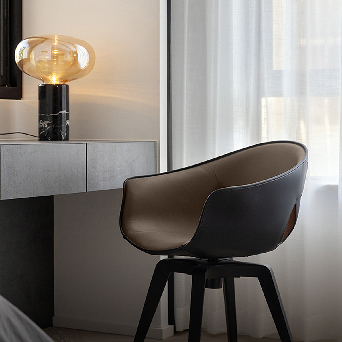 Mobile / Ginger Swivel Chair, designed by Roberto Lazzeroni for Poltrona Frau