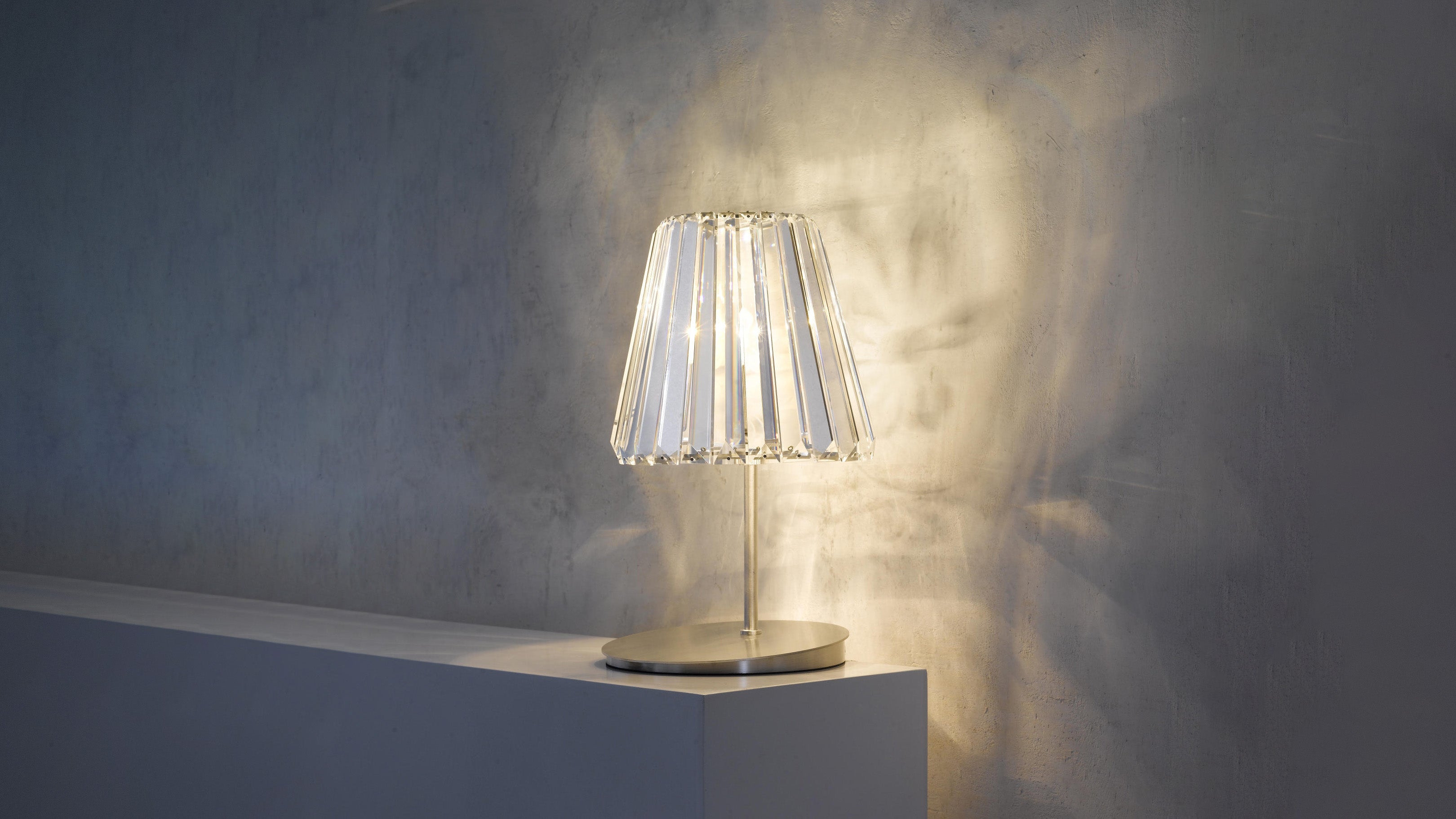 Desktop / Glitters Table Lamp, designed by Gabriela Nahlikova