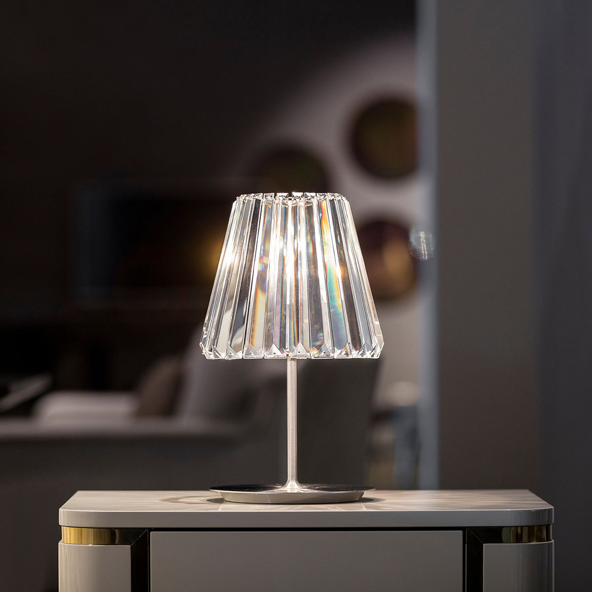 Mobile / Glitters Table Lamp, designed by Gabriela Nahlikova