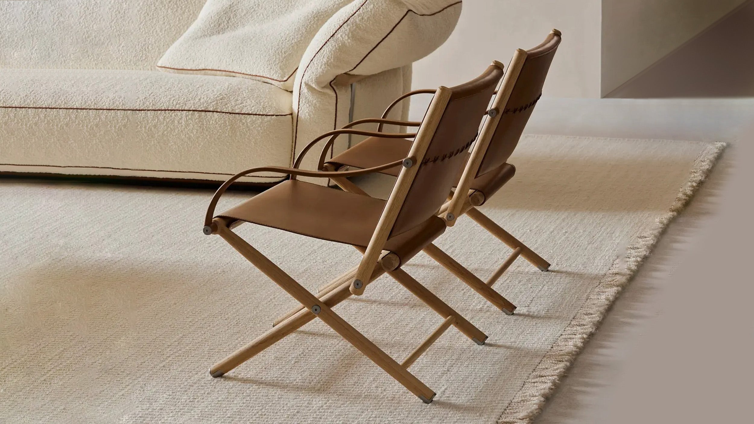 Desktop / Lauren Armchair by Antonio Citterio for Flexform