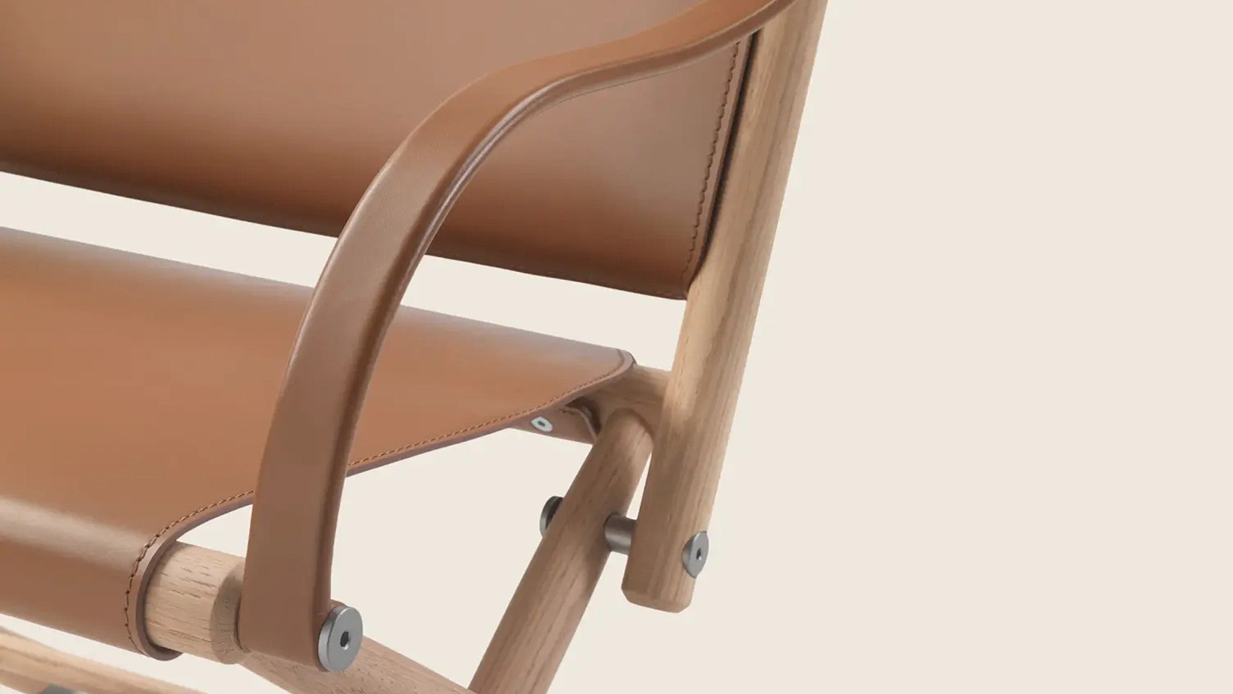 Desktop / Lauren Armchair by Antonio Citterio for Flexform