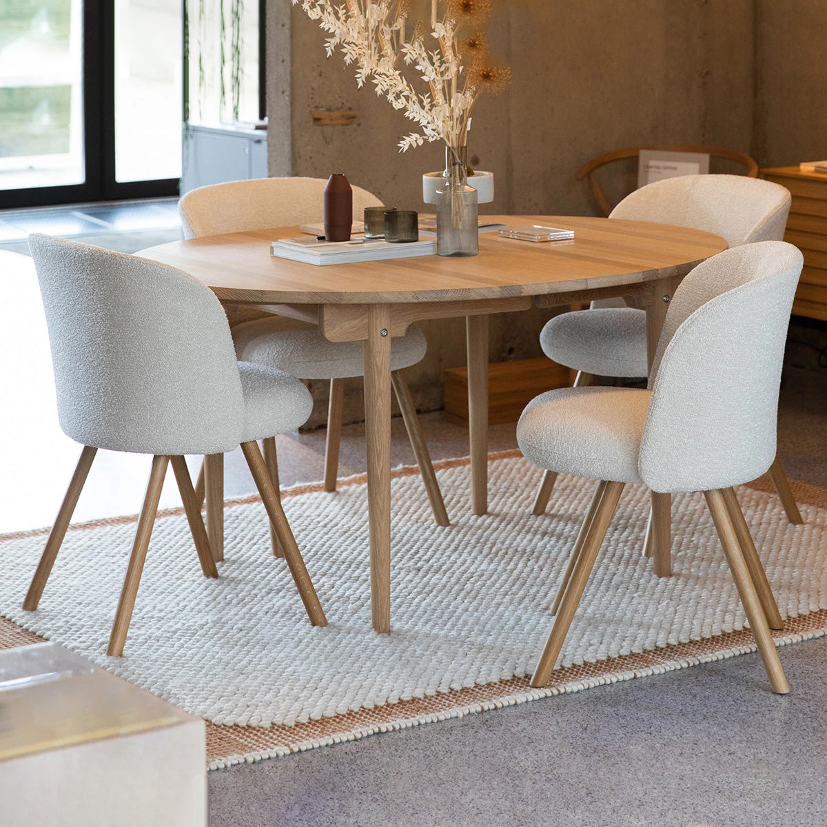 Nubia Ivory Pearl - Natural Oak / Mobile / Mikado Side Chair, designed by Edward Barber & Jay Osgerby made by Vitra