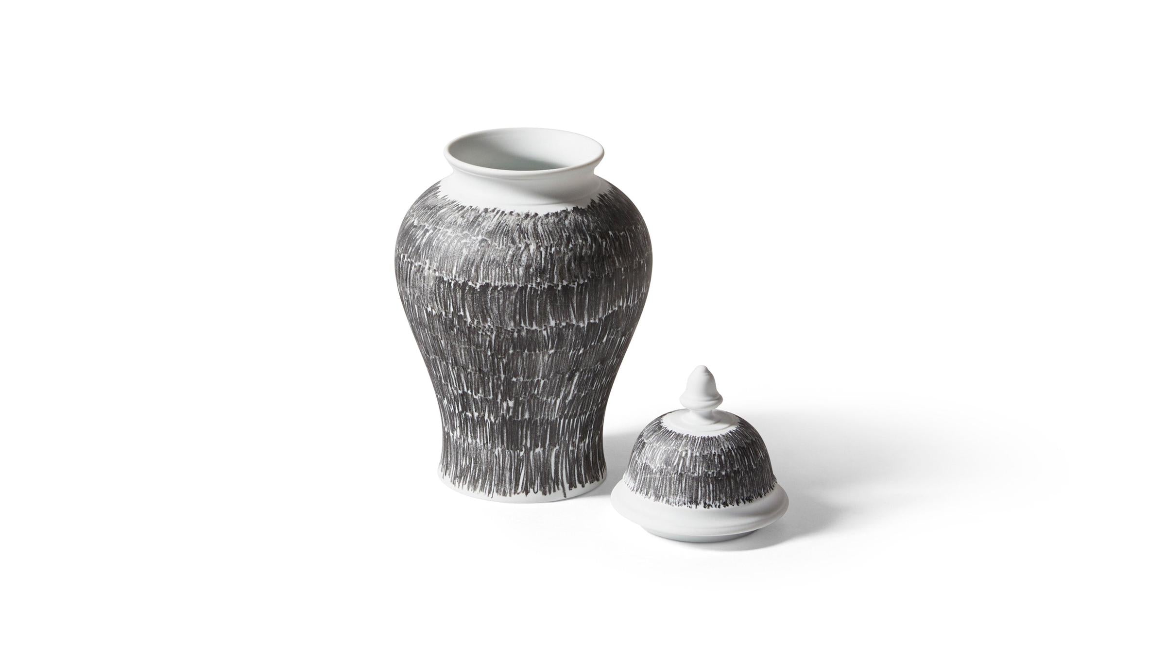 Cassina Vase Post Scriptum Potiche Vase