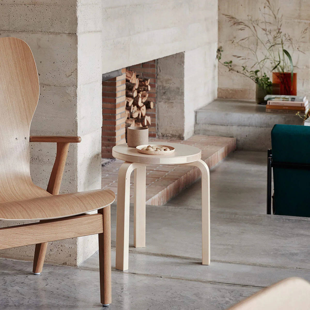 Birch - Natural Top / Mobile / Stool 60, designed by Alvar Aalto made by Vitra