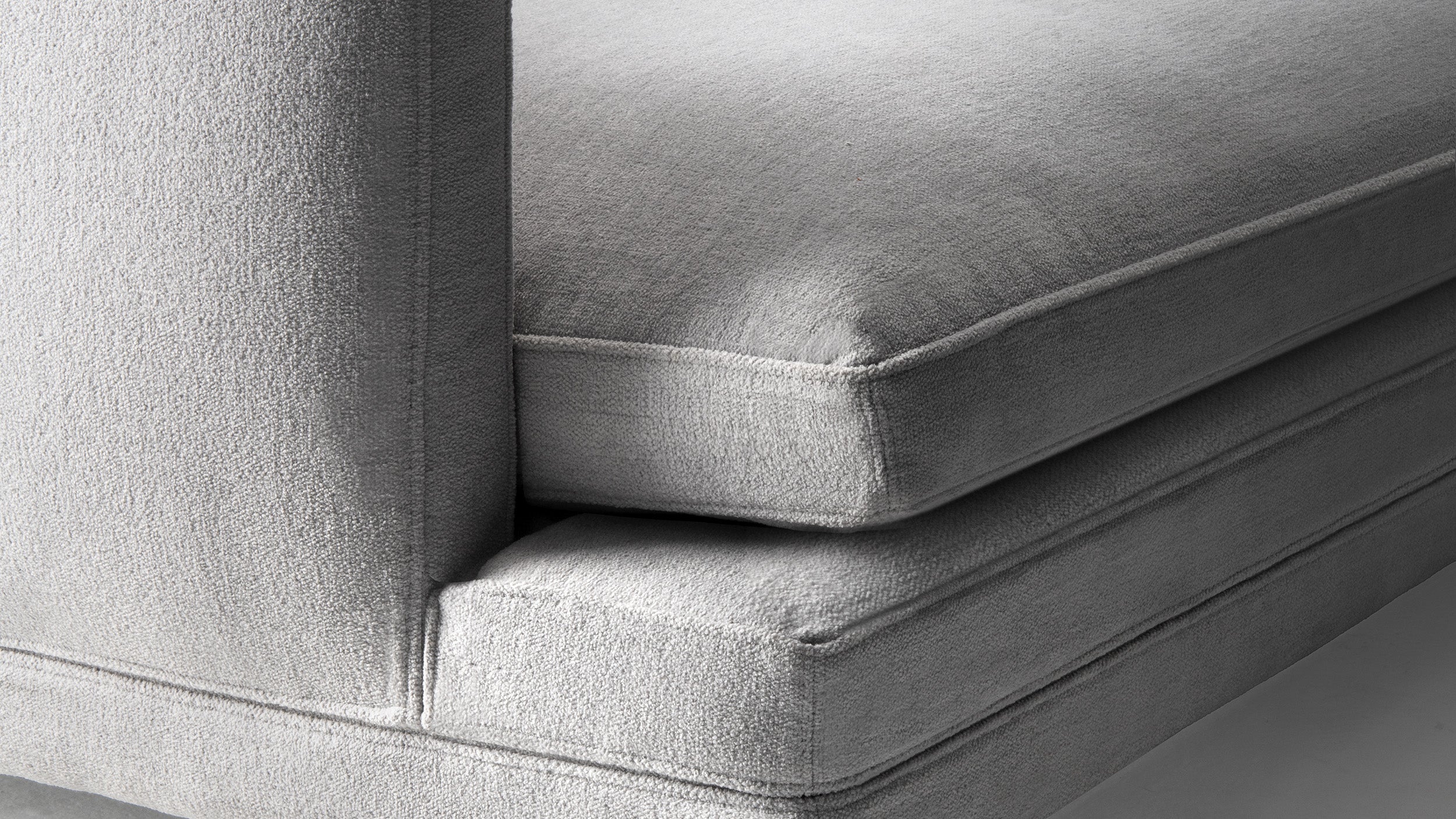 Desktop / William+ Sofa, designed by Damian Williamson for Zanotta