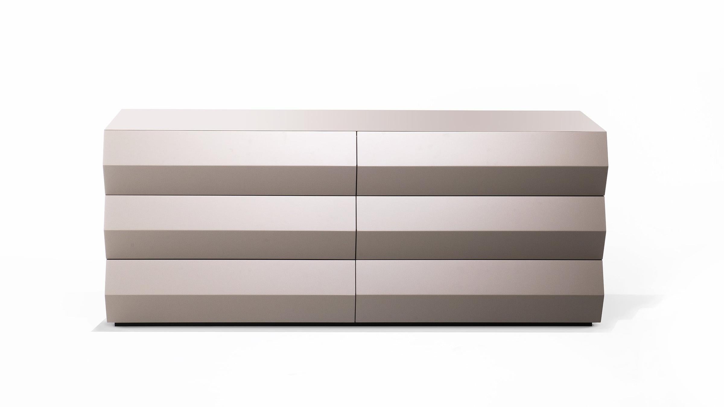 Zanotta Dresser Z24 Chest of Drawers