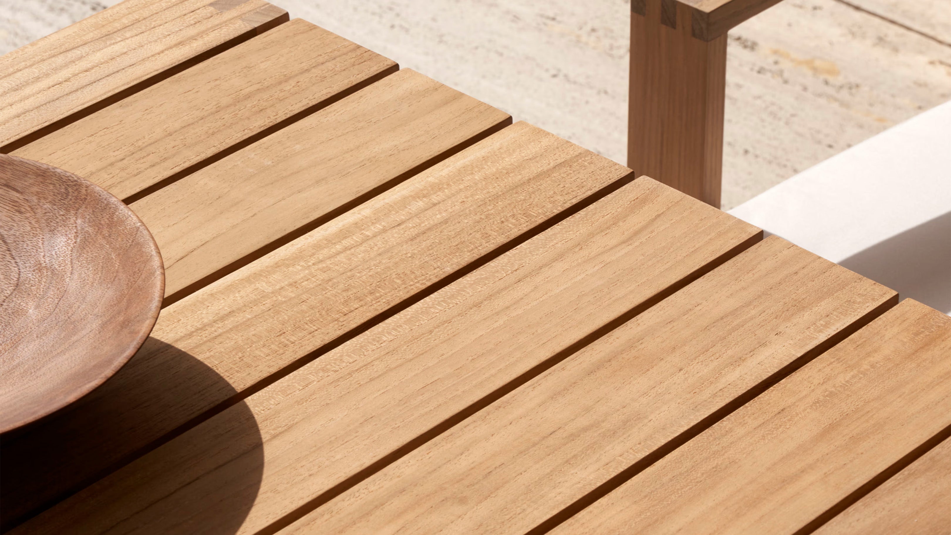Desktop / BK15 Dining Table, designed by Bodil Kjaer for Carl Hansen and Son