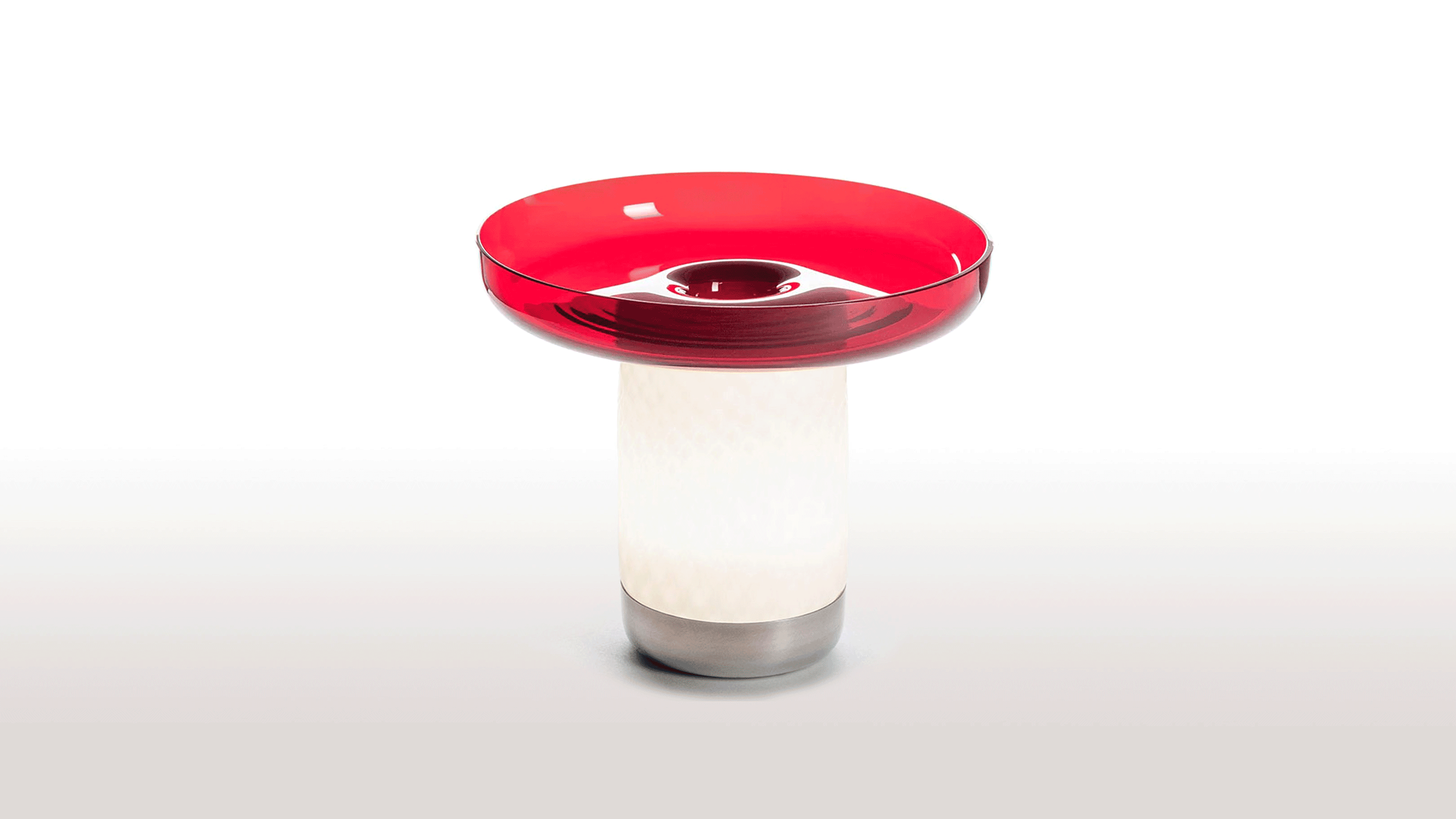 Red / Desktop / Artemide Bonta Lamp + Plate, designed by Attila Veress and Davide Oldani