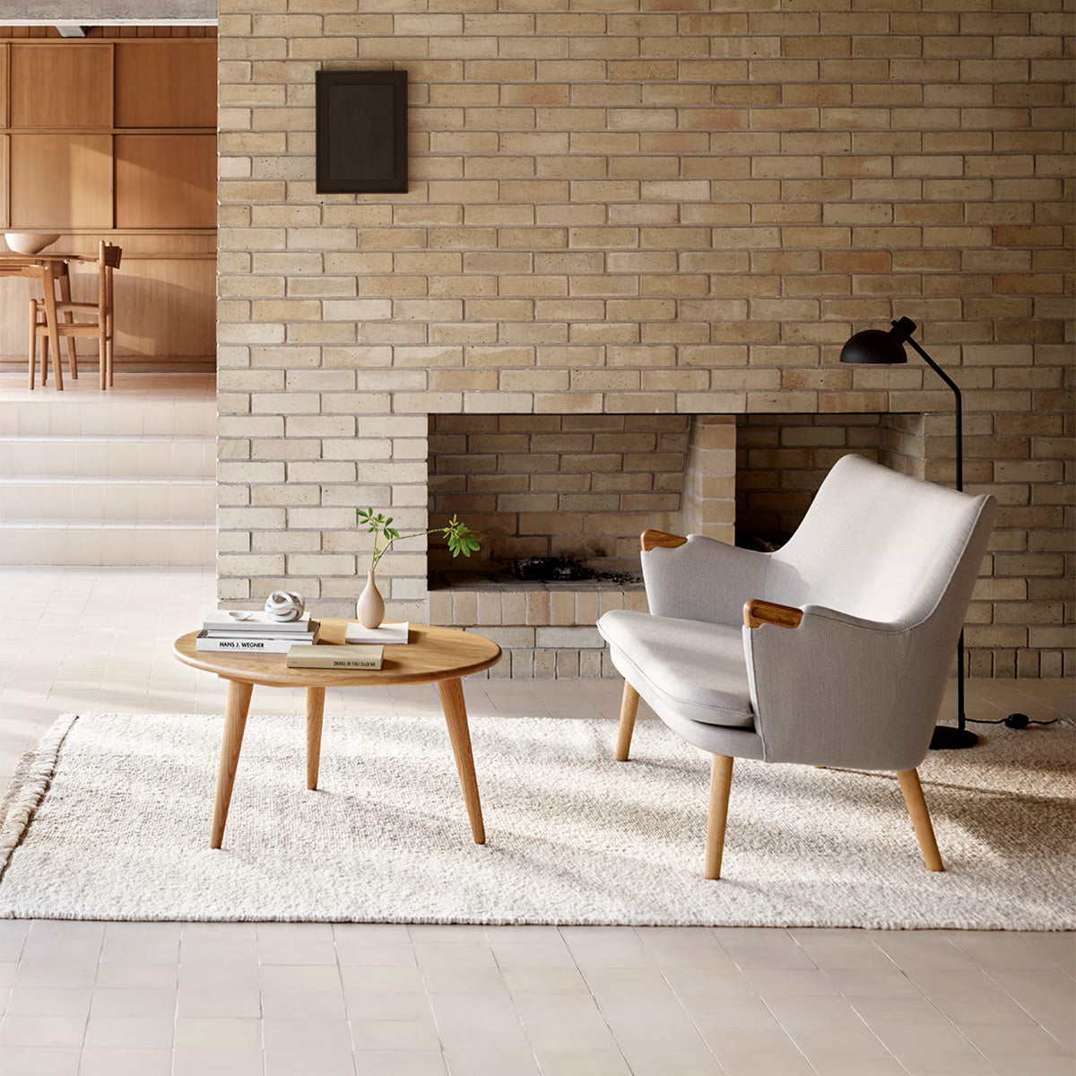 Oak Oil / Mobile / CH008 Lounge Table, designed by Hans J. Wegner for Carl Hansen