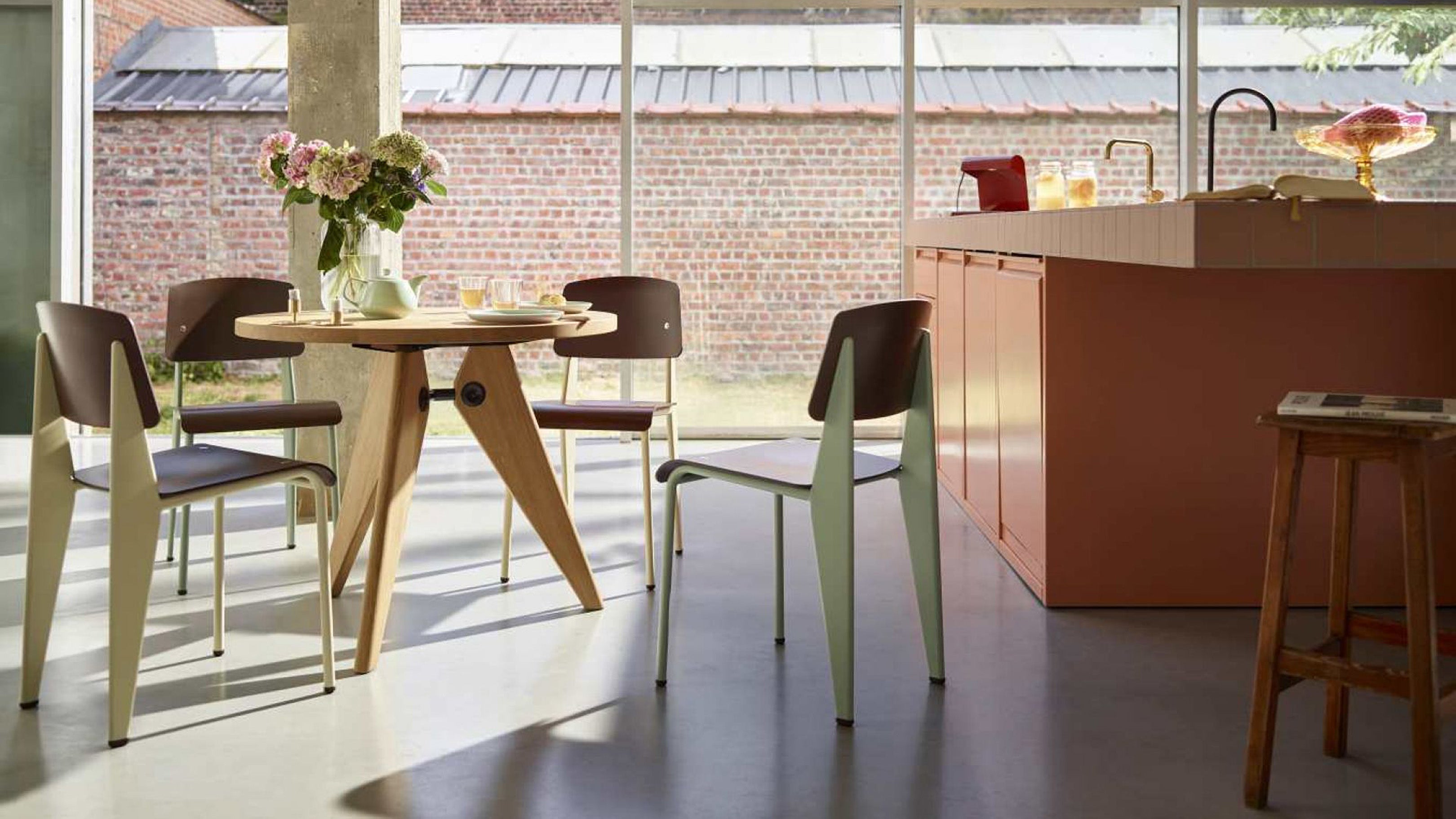 Small 35.5 / Desktop / Gueridon Table, designed by Jean Prouve