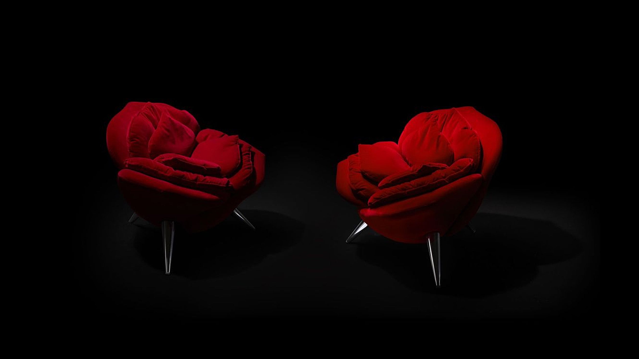 Desktop / Rose Chair, designed by Masanori Umeda for Edra