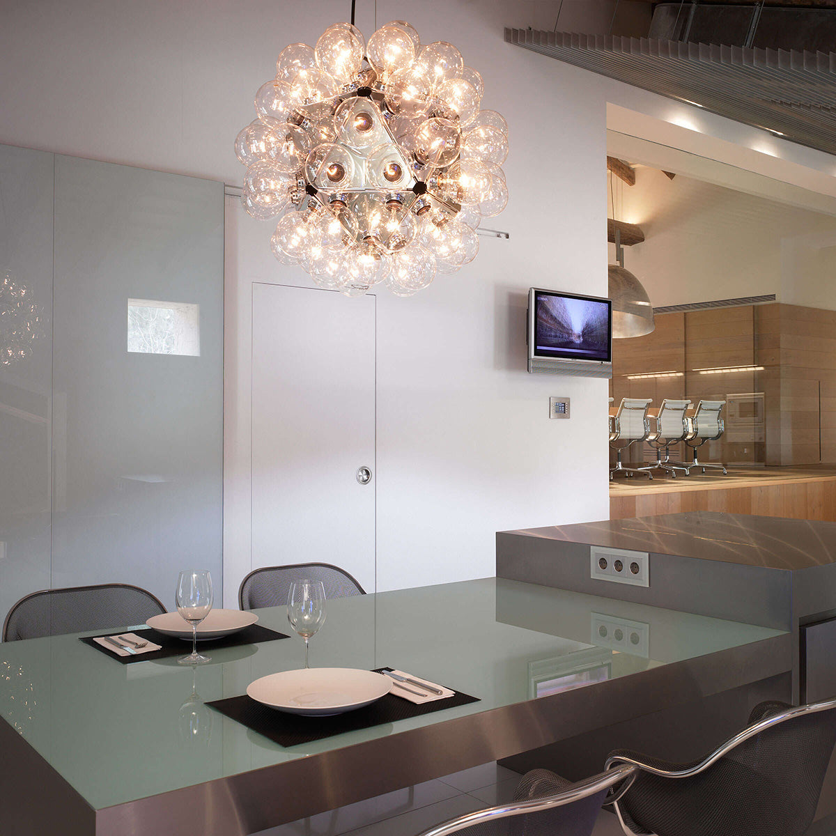 Mobile / Taraxacum 88 Suspension 1, designed by Achille Castiglioni and Pier Giacomo Castiglioni made by Flos