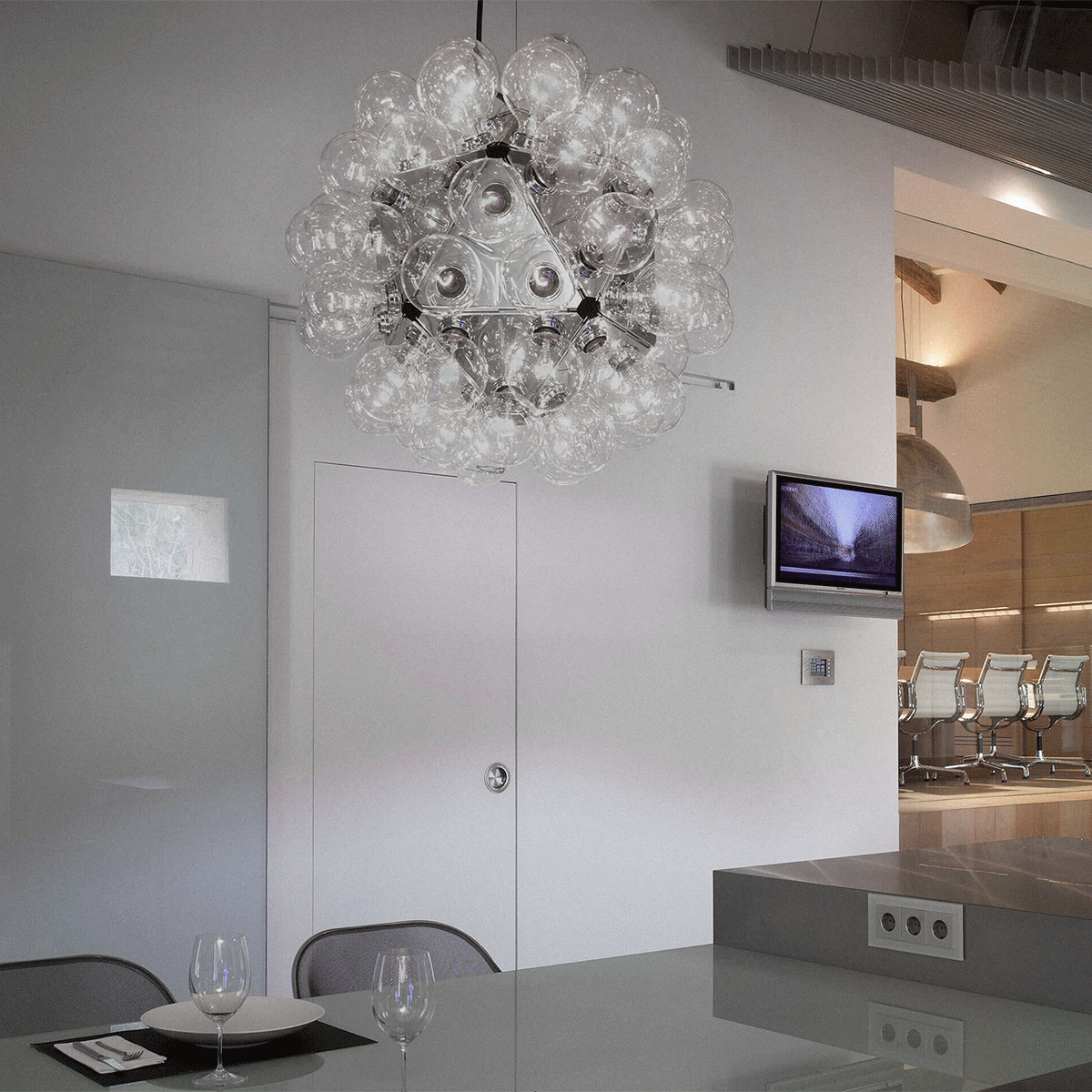 Mobile / Taraxacum 88 Suspension 1, designed by Achille Castiglioni and Pier Giacomo Castiglioni made by Flos