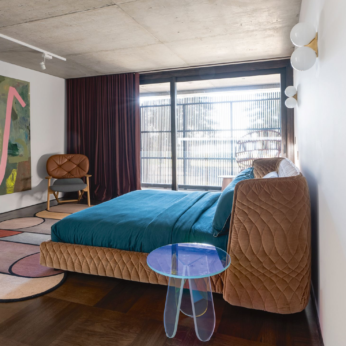 Mobile / WhiteMenu / Redondo Bed, designed by Patricia Urquiola2