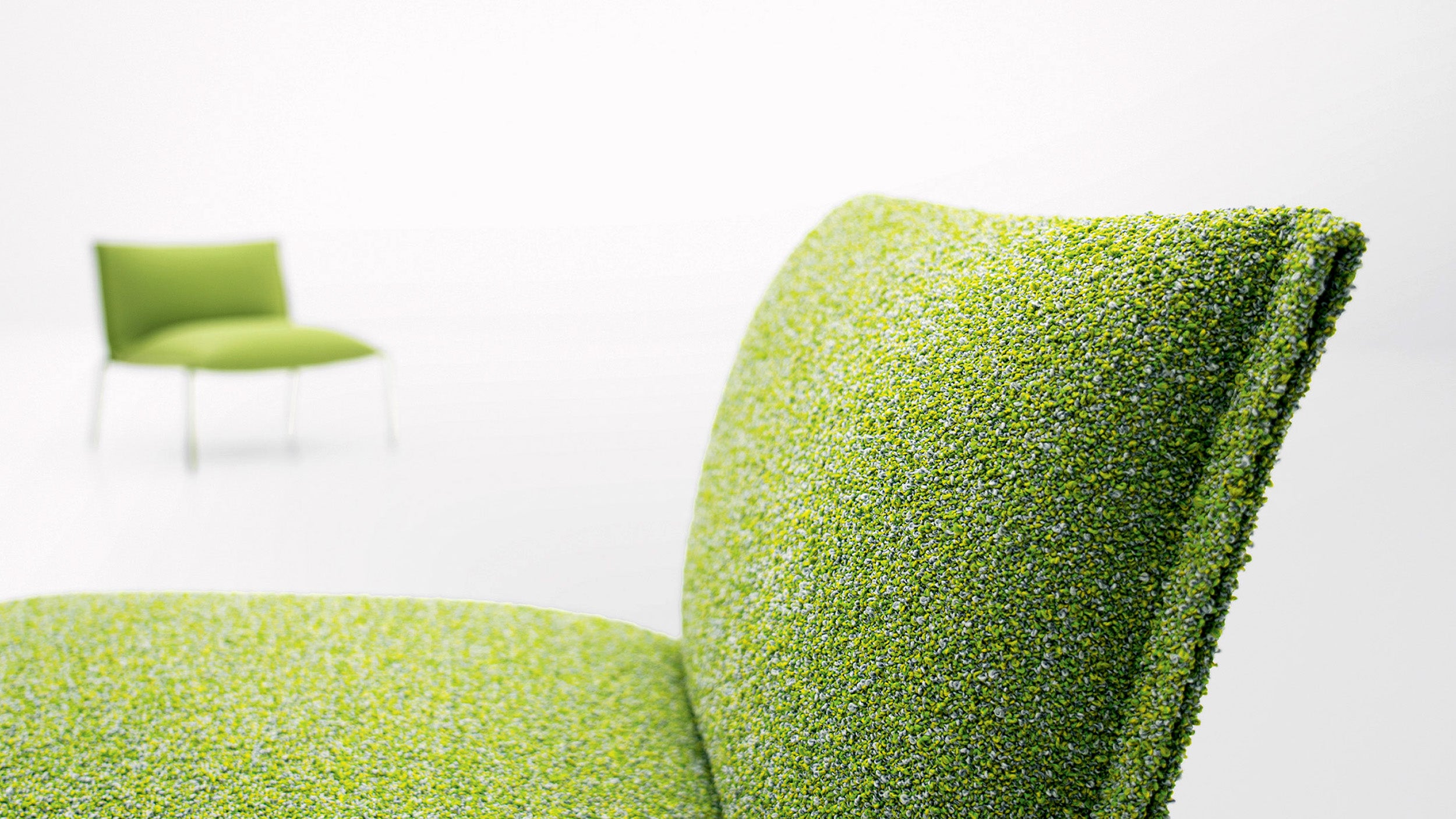 Desktop / Mae Outdoor Lounge Chair, designed by Gabriele and Oscar Buratti for Paola Lenti