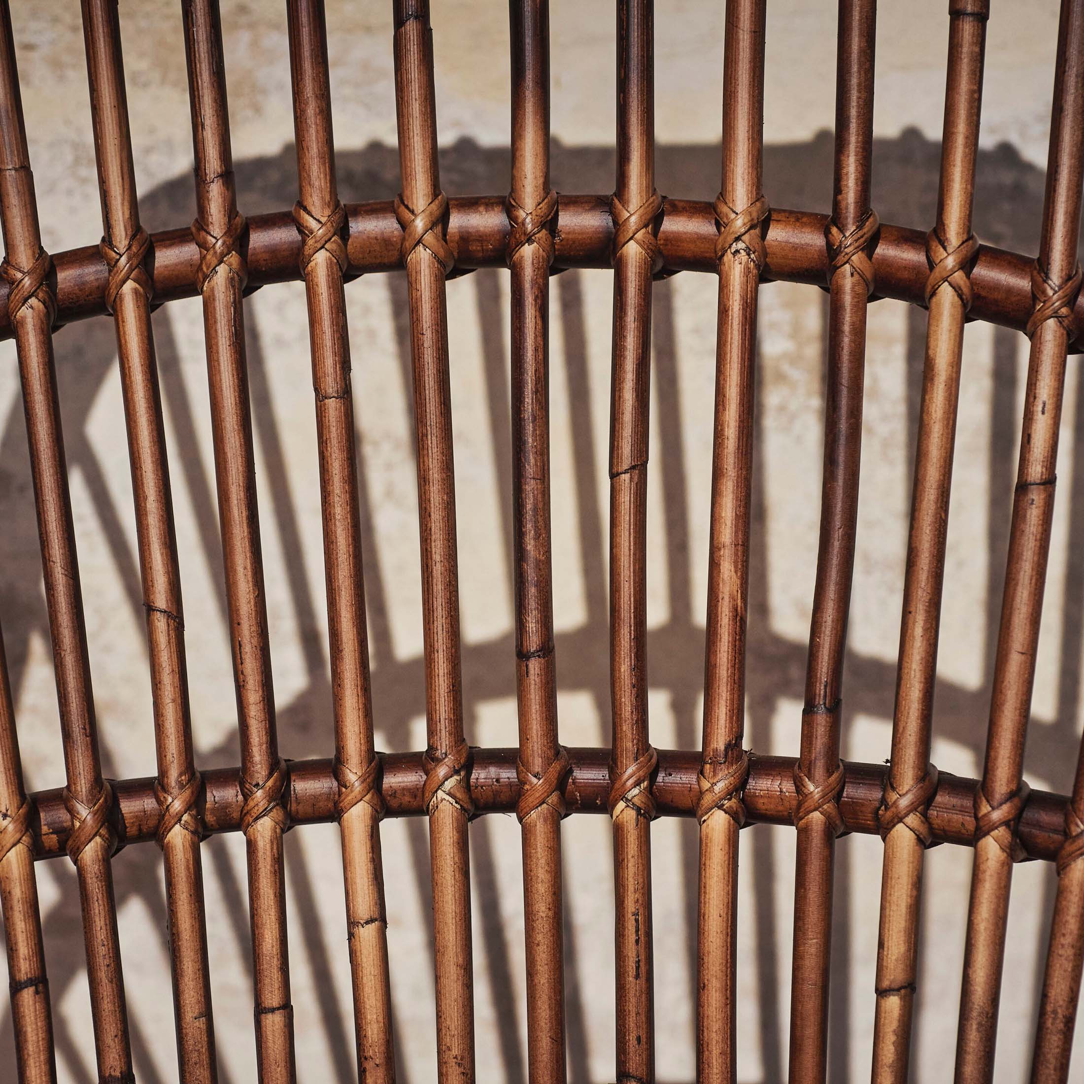 Mobile / Martingala Chair 1959 by Exteta