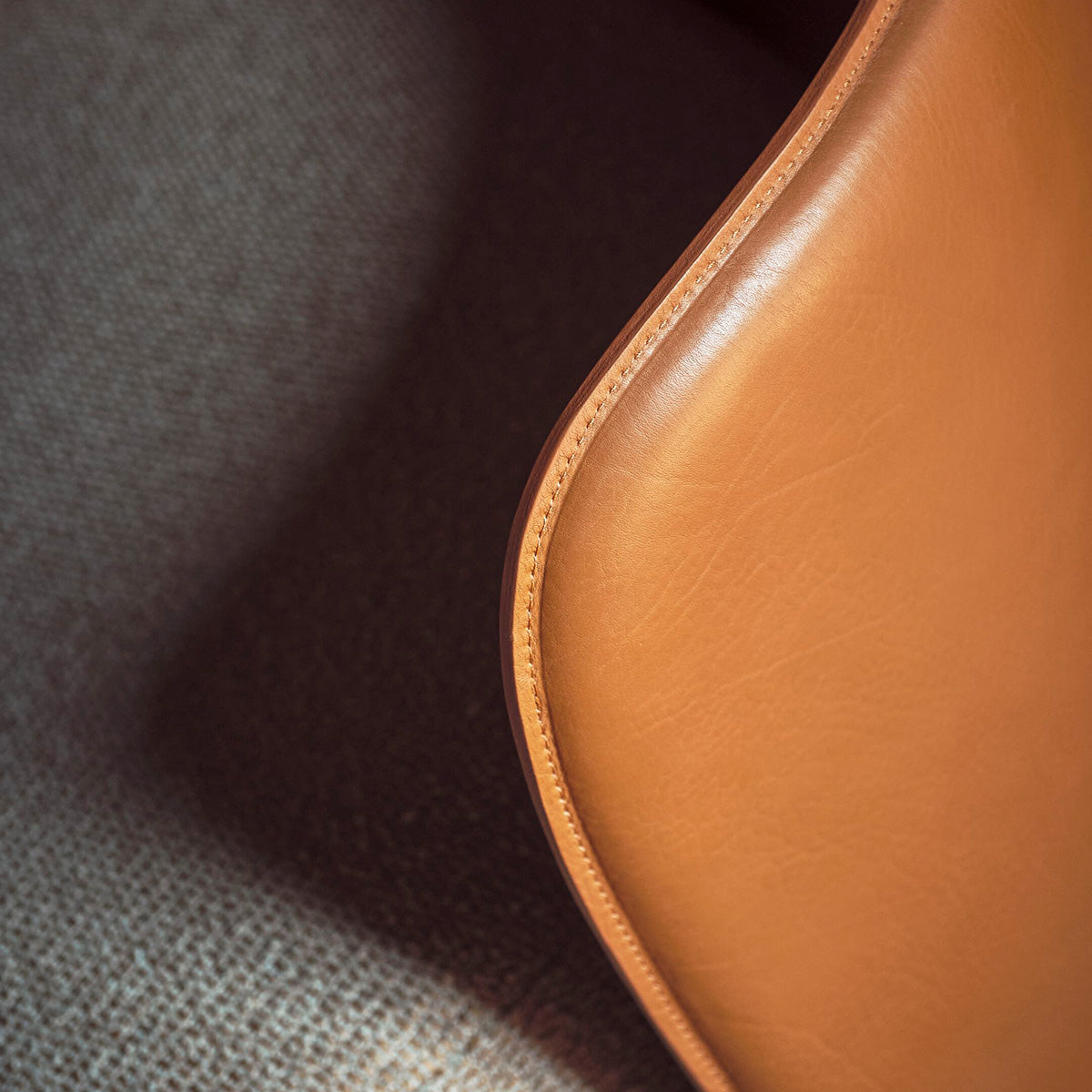 Mobile / Mochi Armchair by Exteta