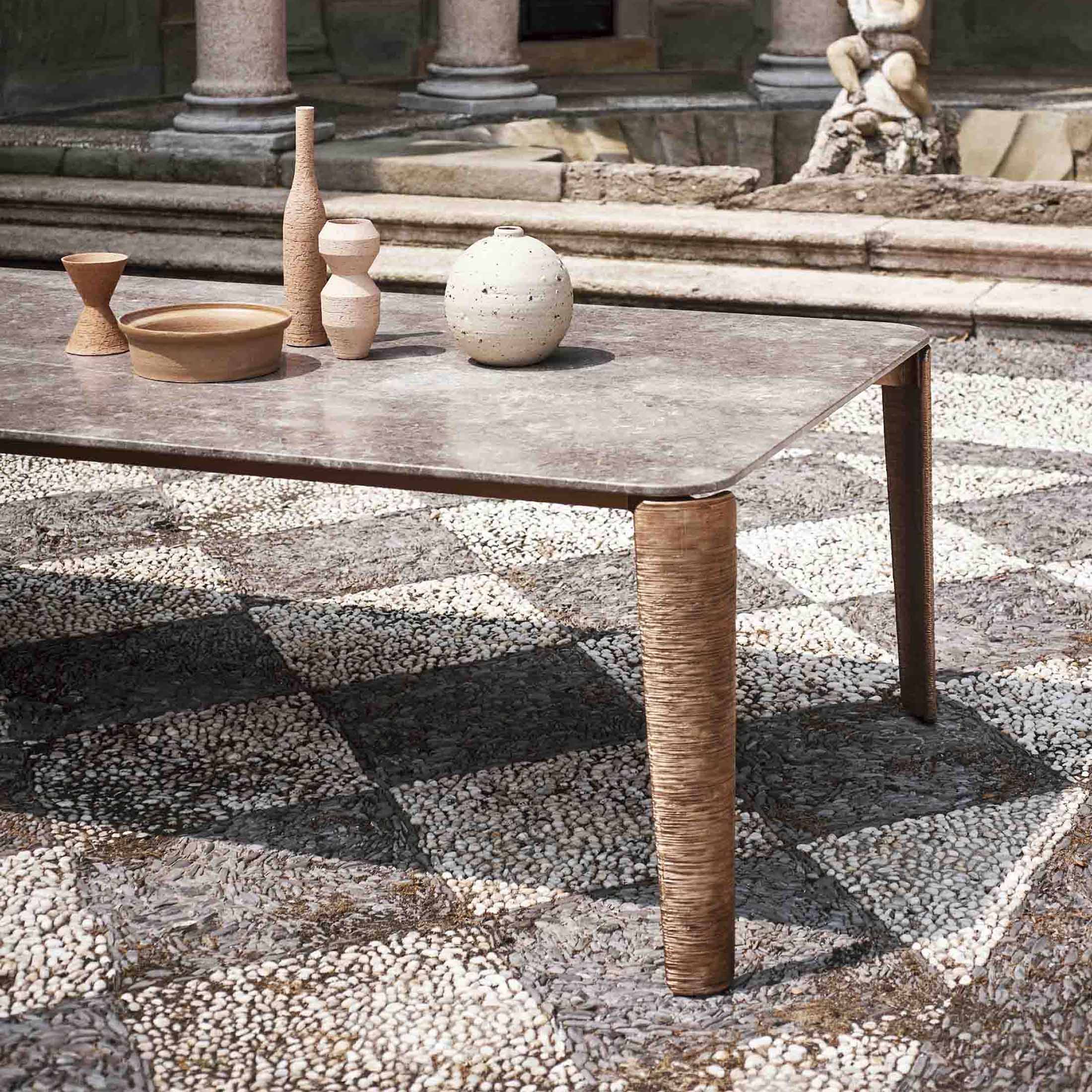 Exteta Dining Table Moonlight Dining Table