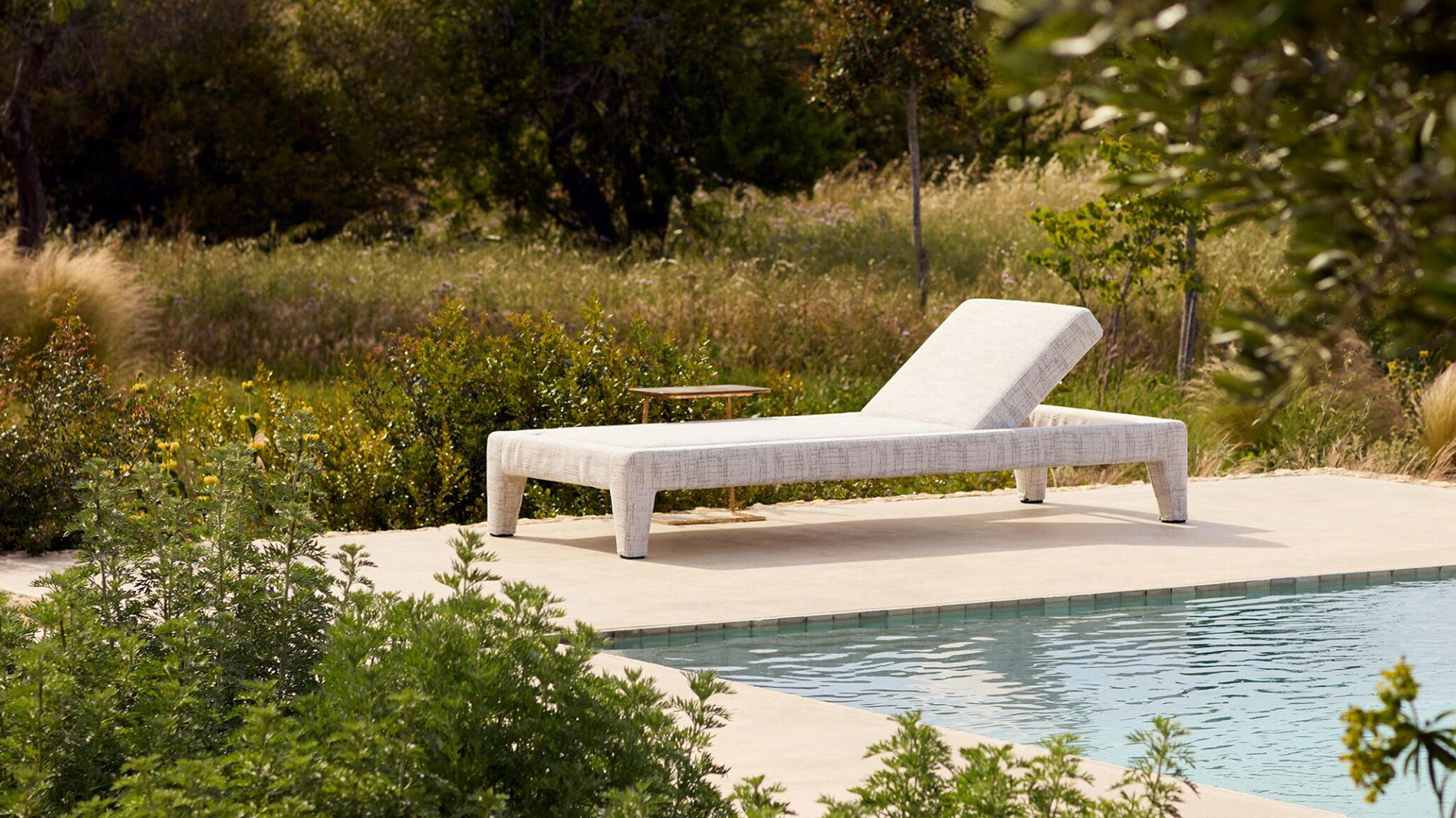 Exteta Outdoor Chaise Lounge Moonlight Soft Sun Lounger