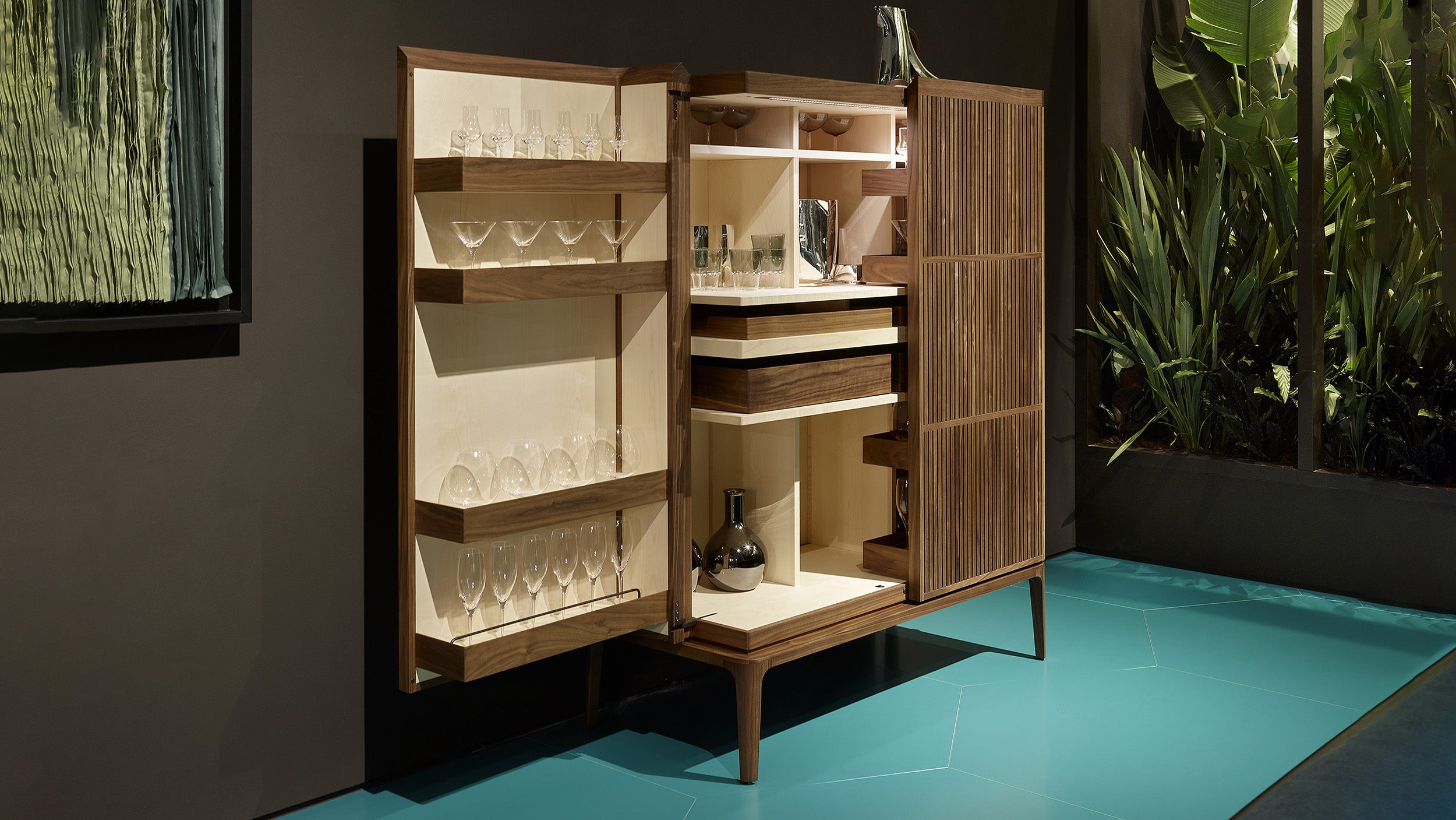 Desktop / Neverfull High-Mid, designed by Roberto Lazzeroni for Ceccotti Collezioni