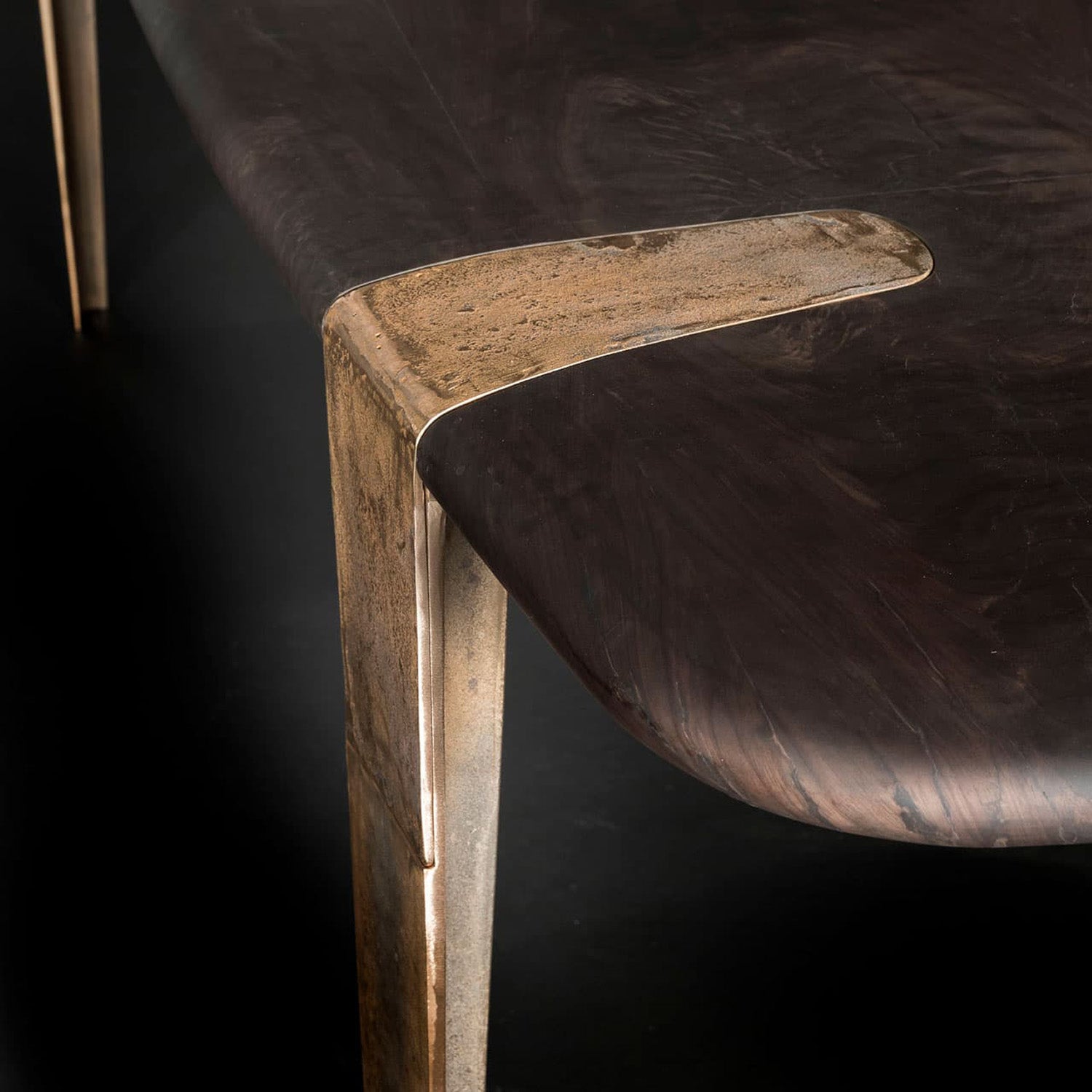 Mobile / Oxymoron Dining Table, designed by Massimo Castagna for Henge