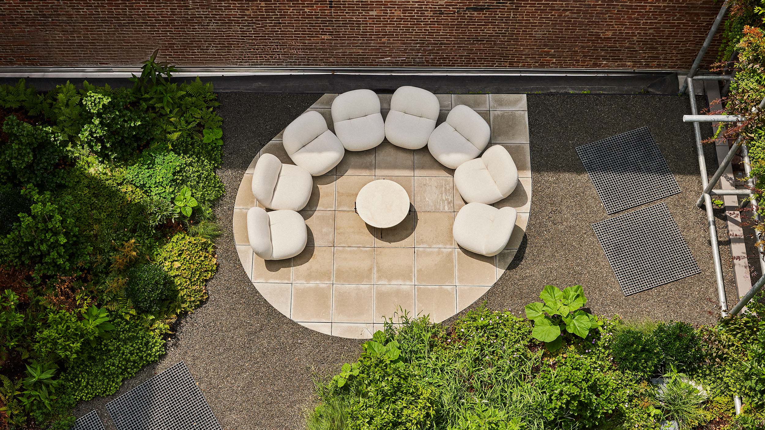 Desktop / Pacha Lounge Chair, designed by Pierre Paulin and made by Gubi