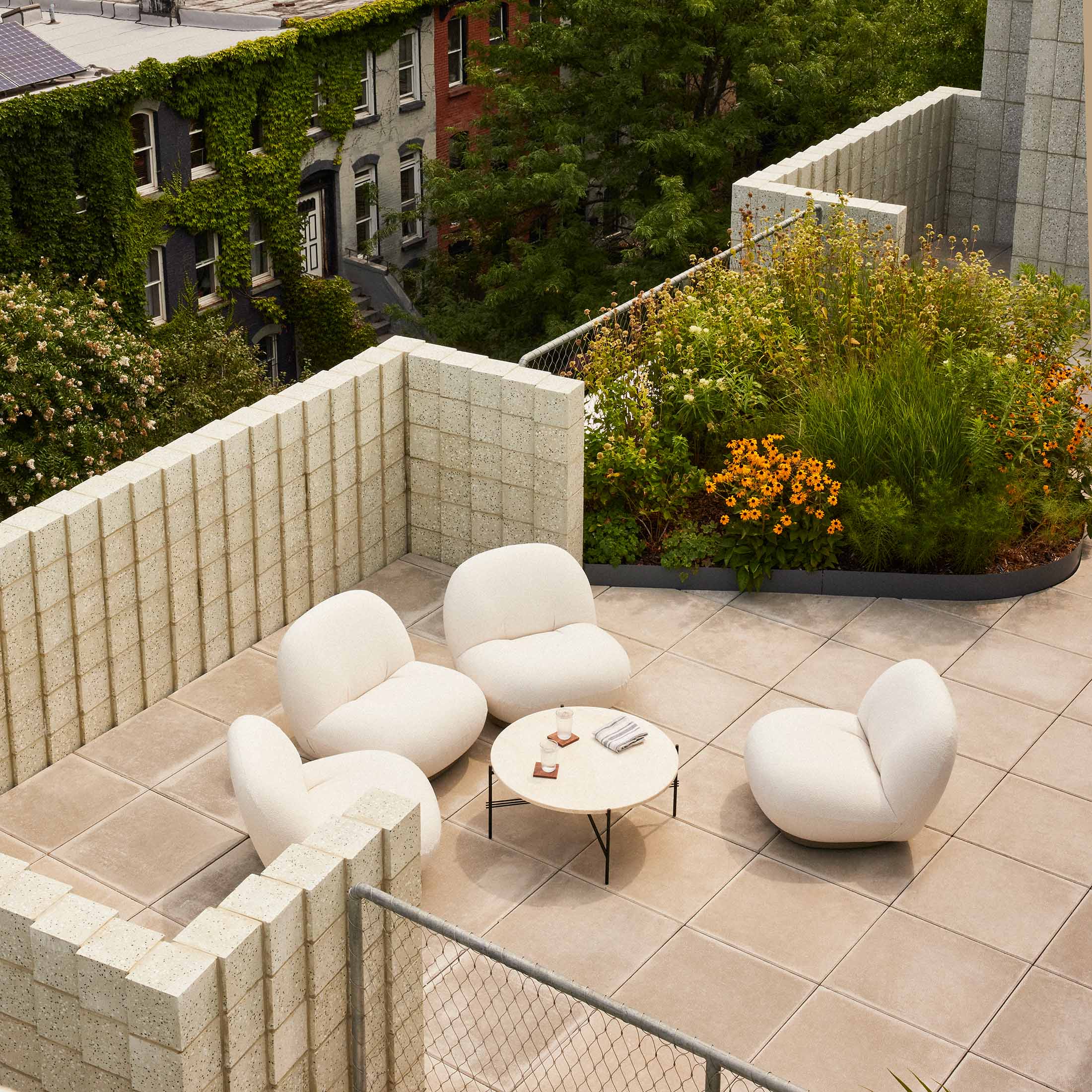 Mobile / Pacha Lounge Chair, designed by Pierre Paulin and made by Gubi