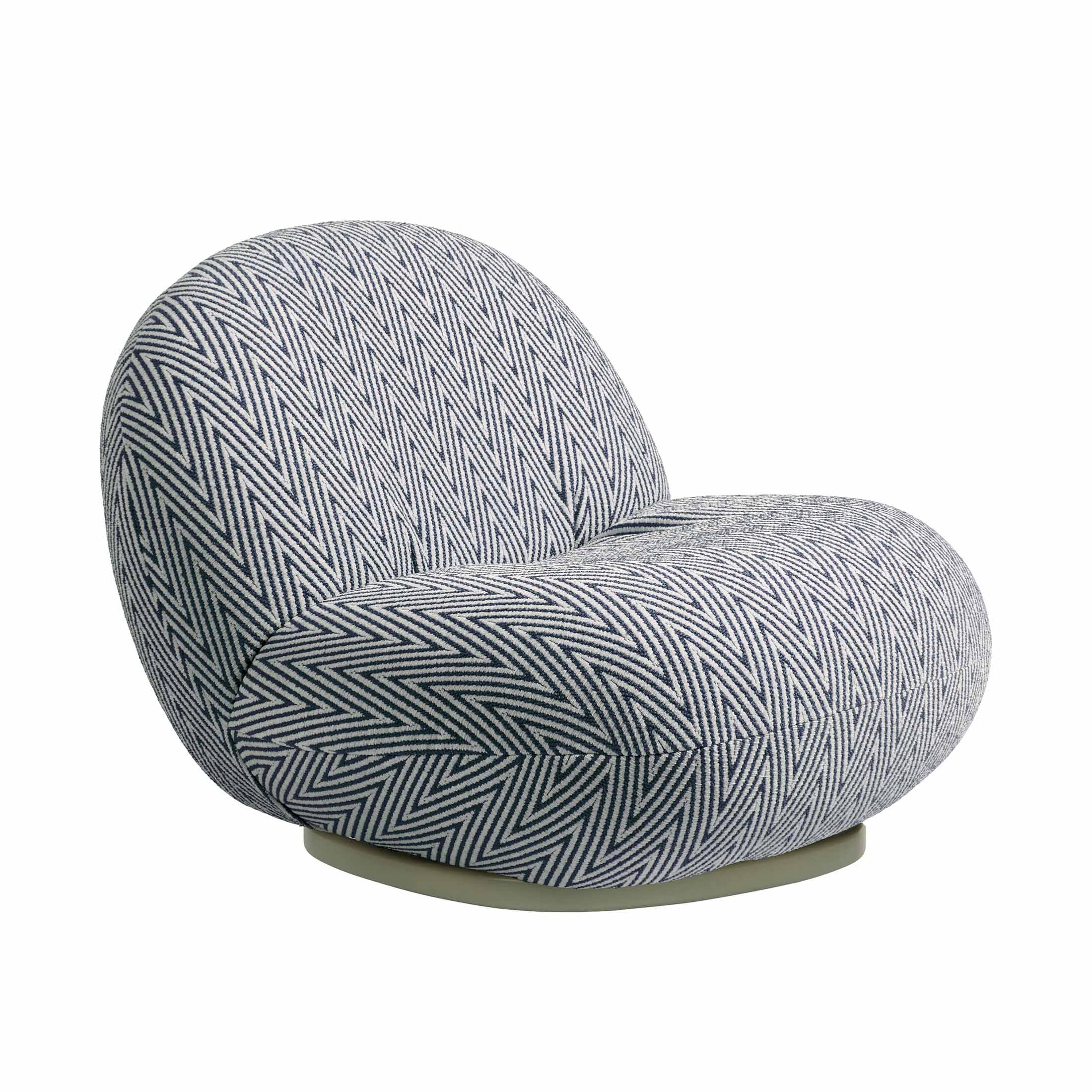 GUBI Lounge Chair Pacha Outdoor Lounge Chair