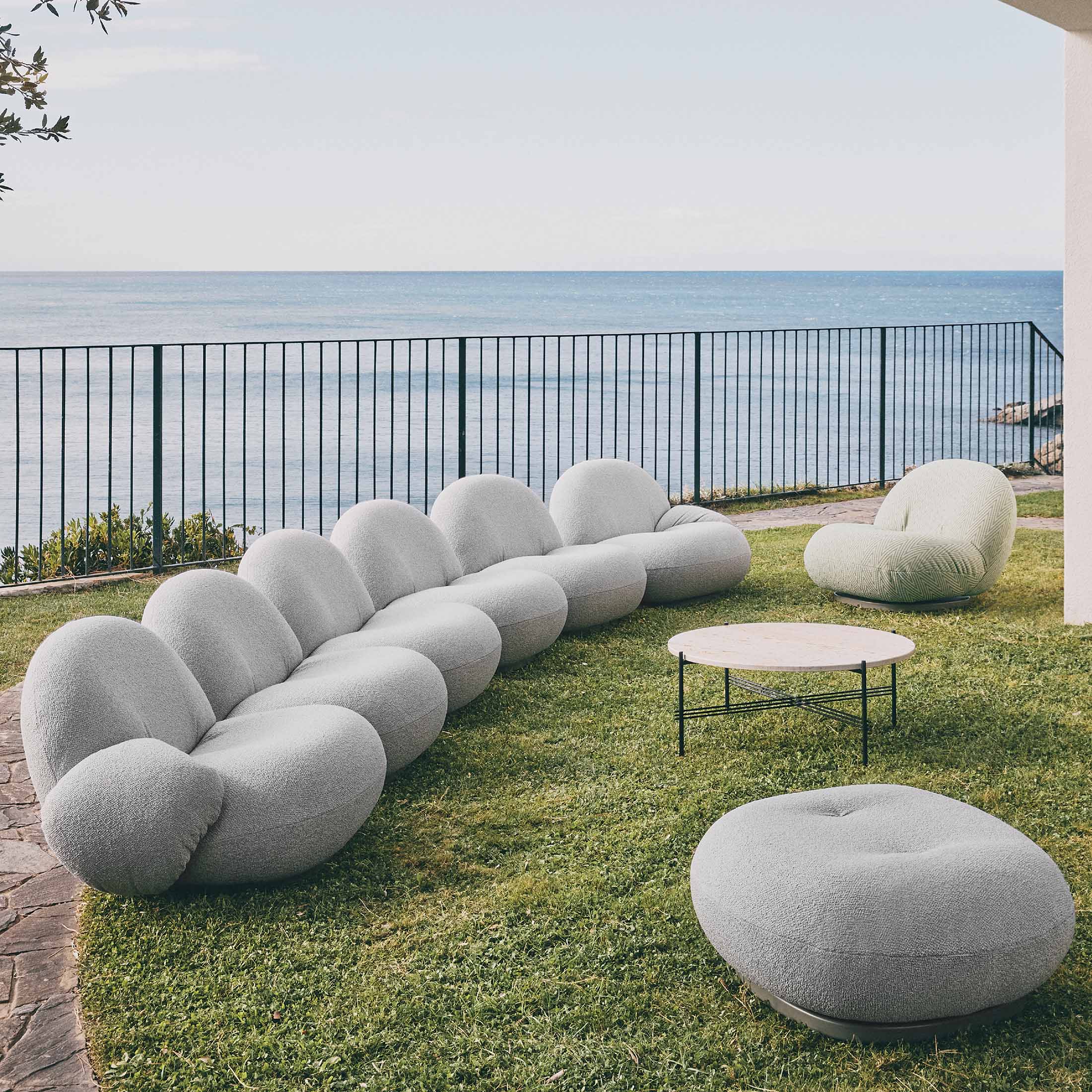 Mobile / Pacha Outdoor Ottoman, designed by Pierre Paulin and made by Gubi