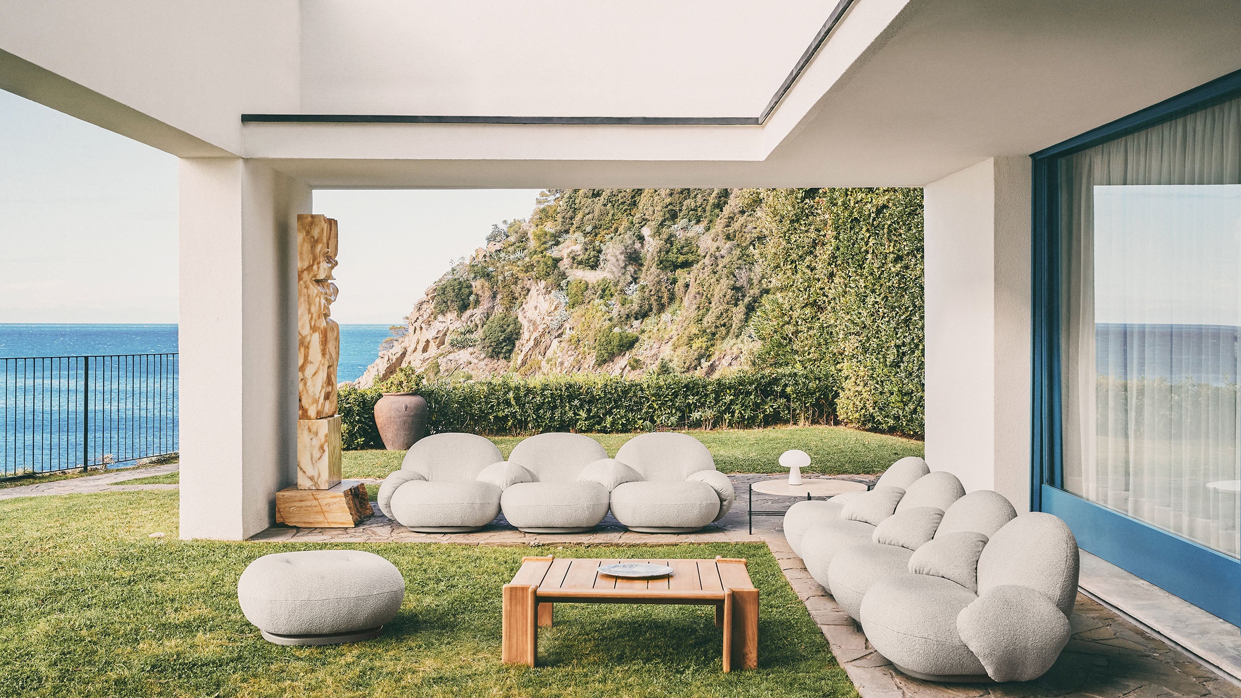 GUBI Ottoman Pacha Outdoor Ottoman