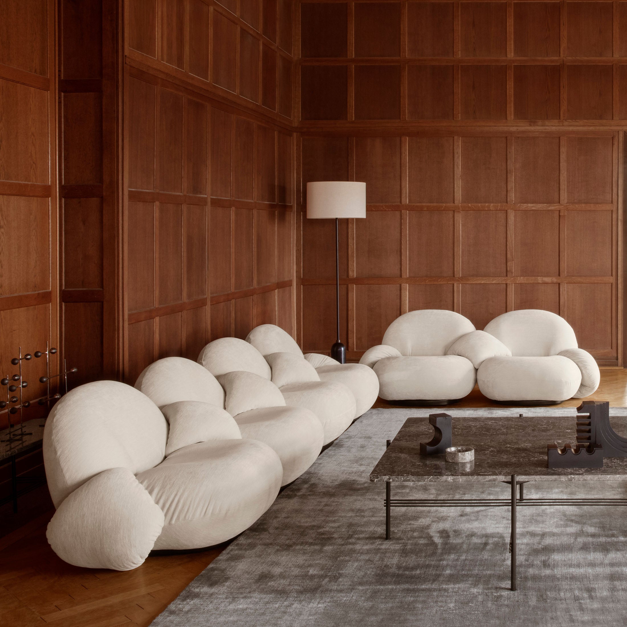 Mobile / Pacha Sofa, designed by Pierre Paulin and made by Gubi