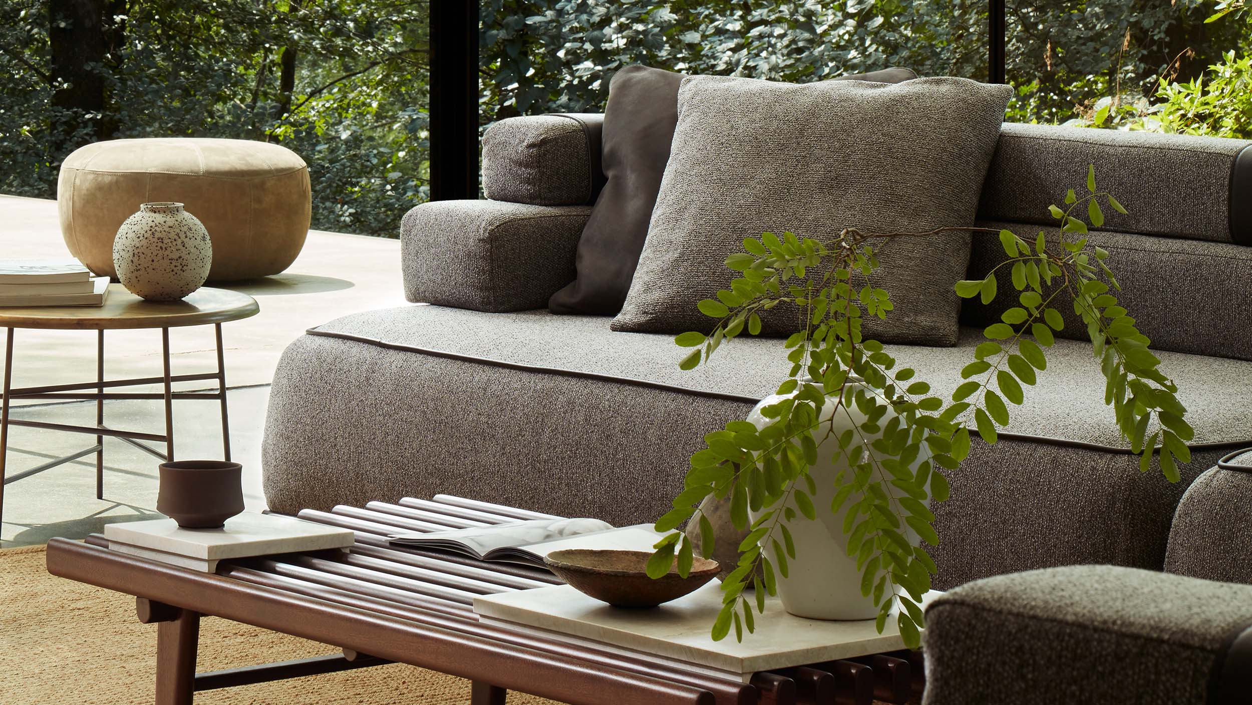 Desktop / Panarea Sofa by Exteta