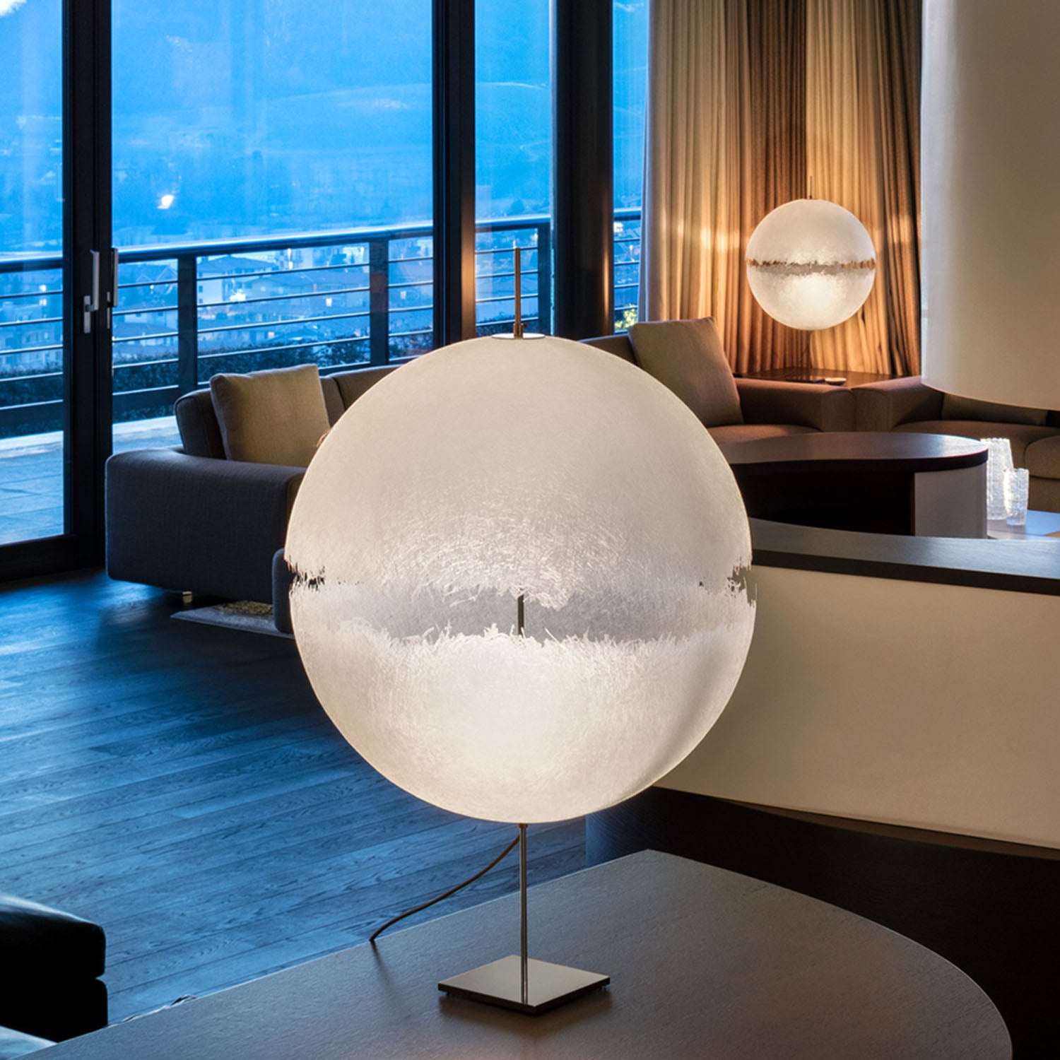 Mobile / PostKrisi 61 Table Lamp, by Catellani & Smith