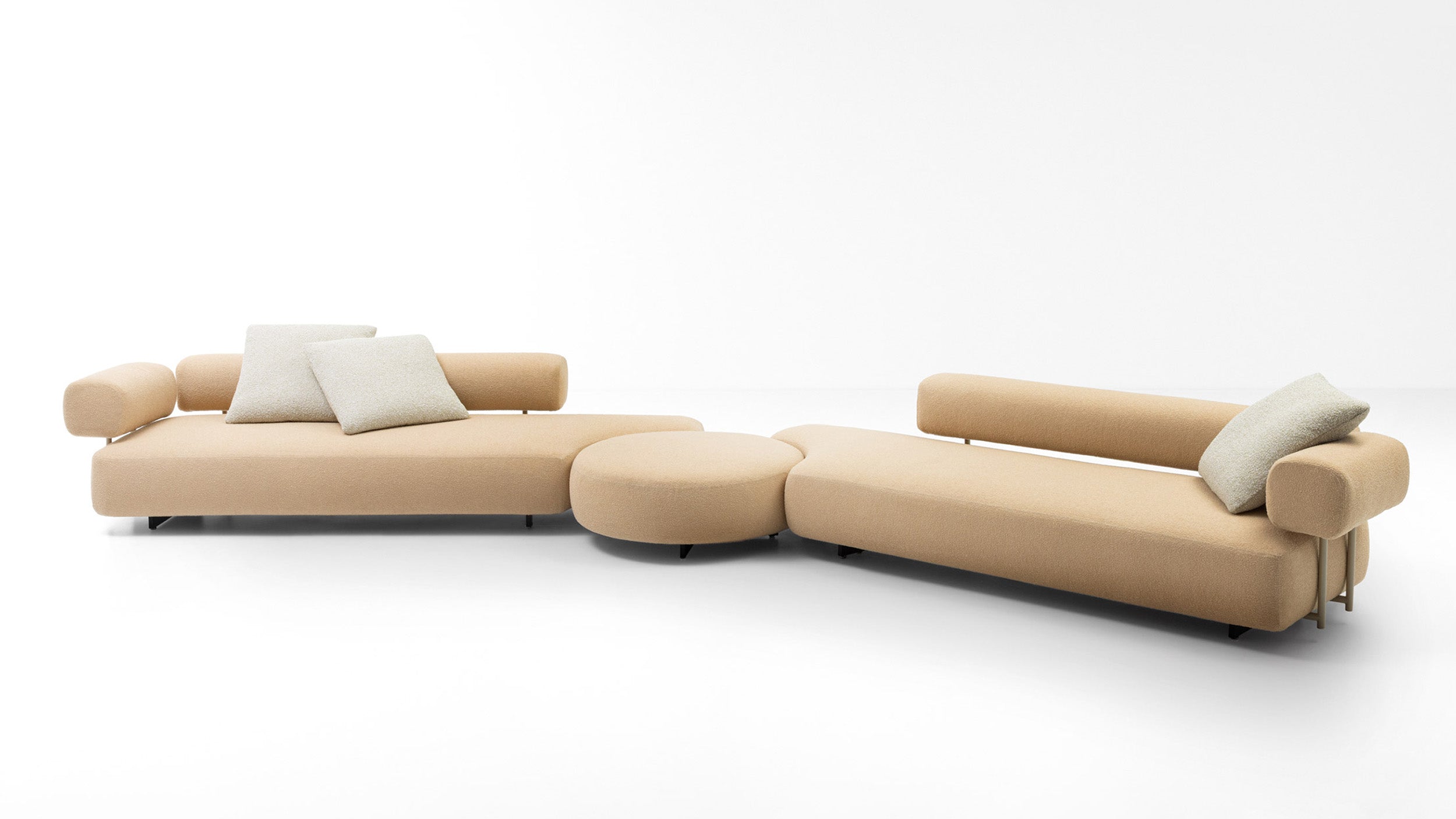 Desktop / Santorini Outdoor Sofa, designed by Francesco Rota for Paola Lenti