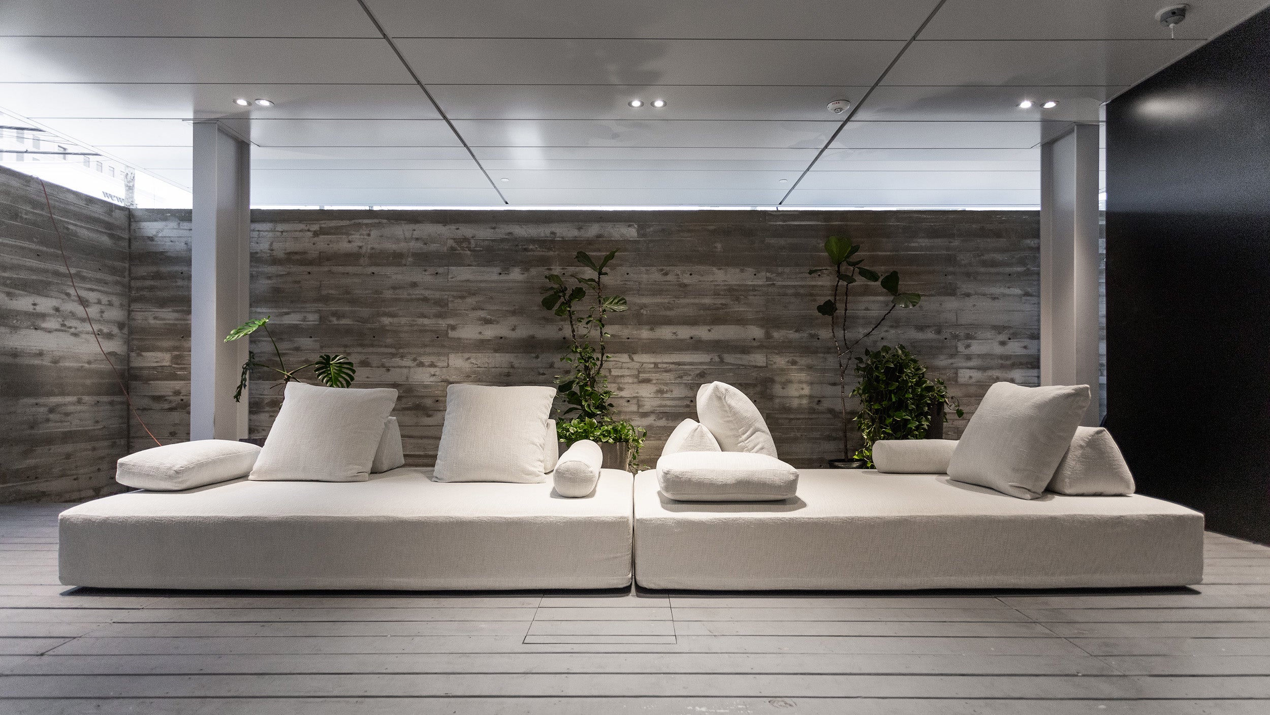 Desktop / Sherazade Outdoor Sofa, designed by Francesco Binfare for Edra