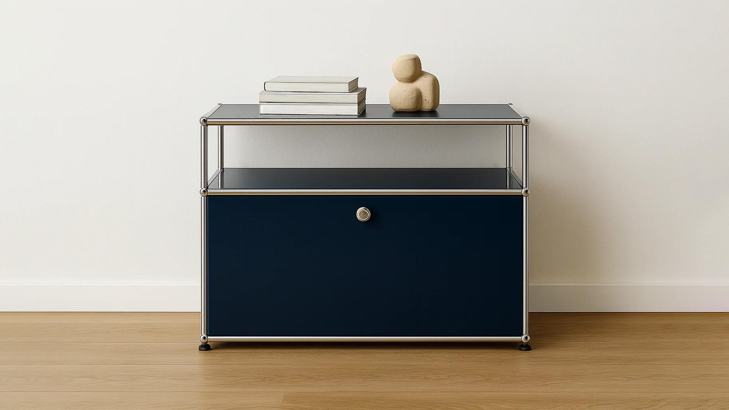 USM Haller Side Table Side Table (O118)