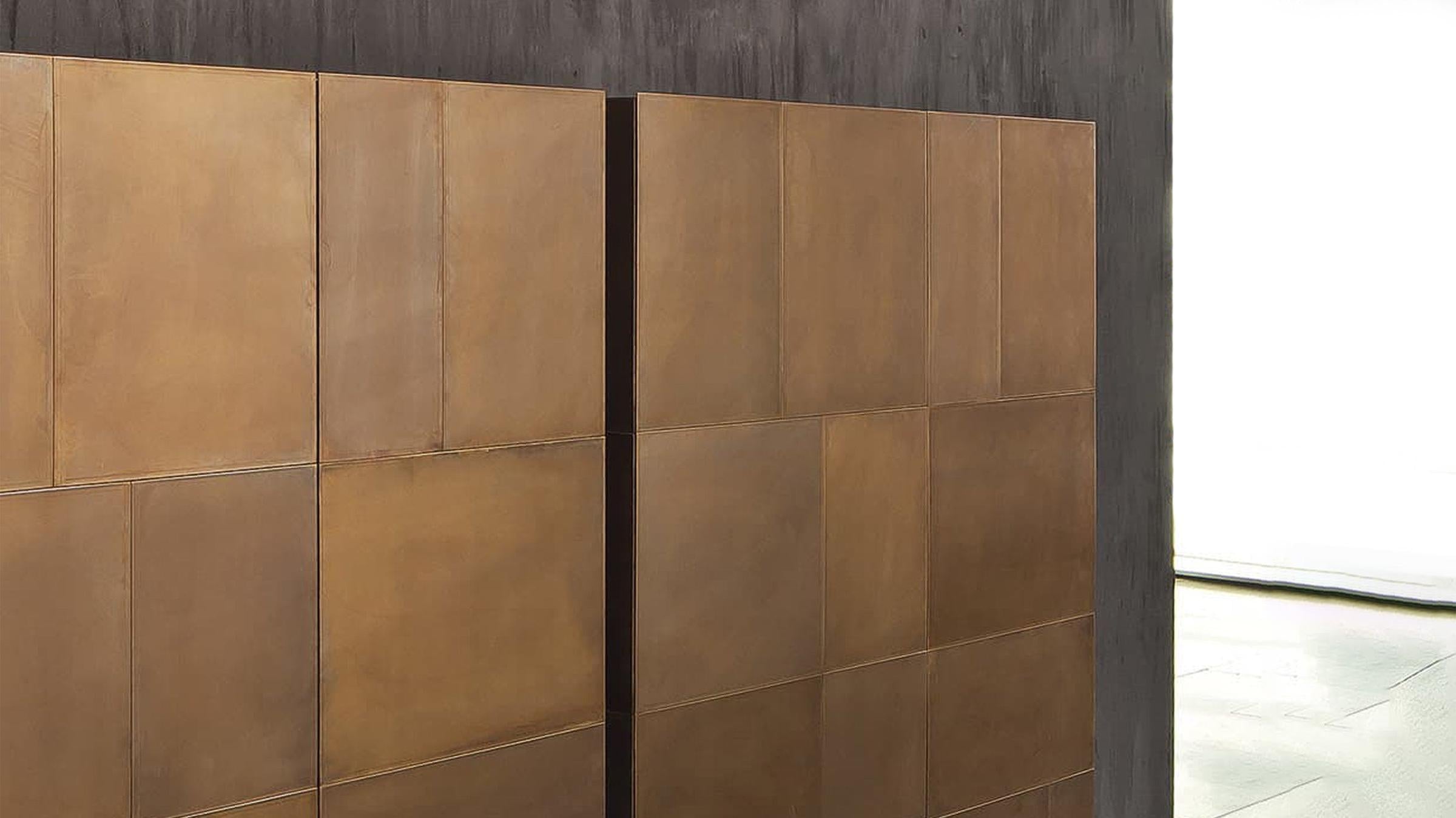 Henge Cabinet Slim Side Vertical Cabinet