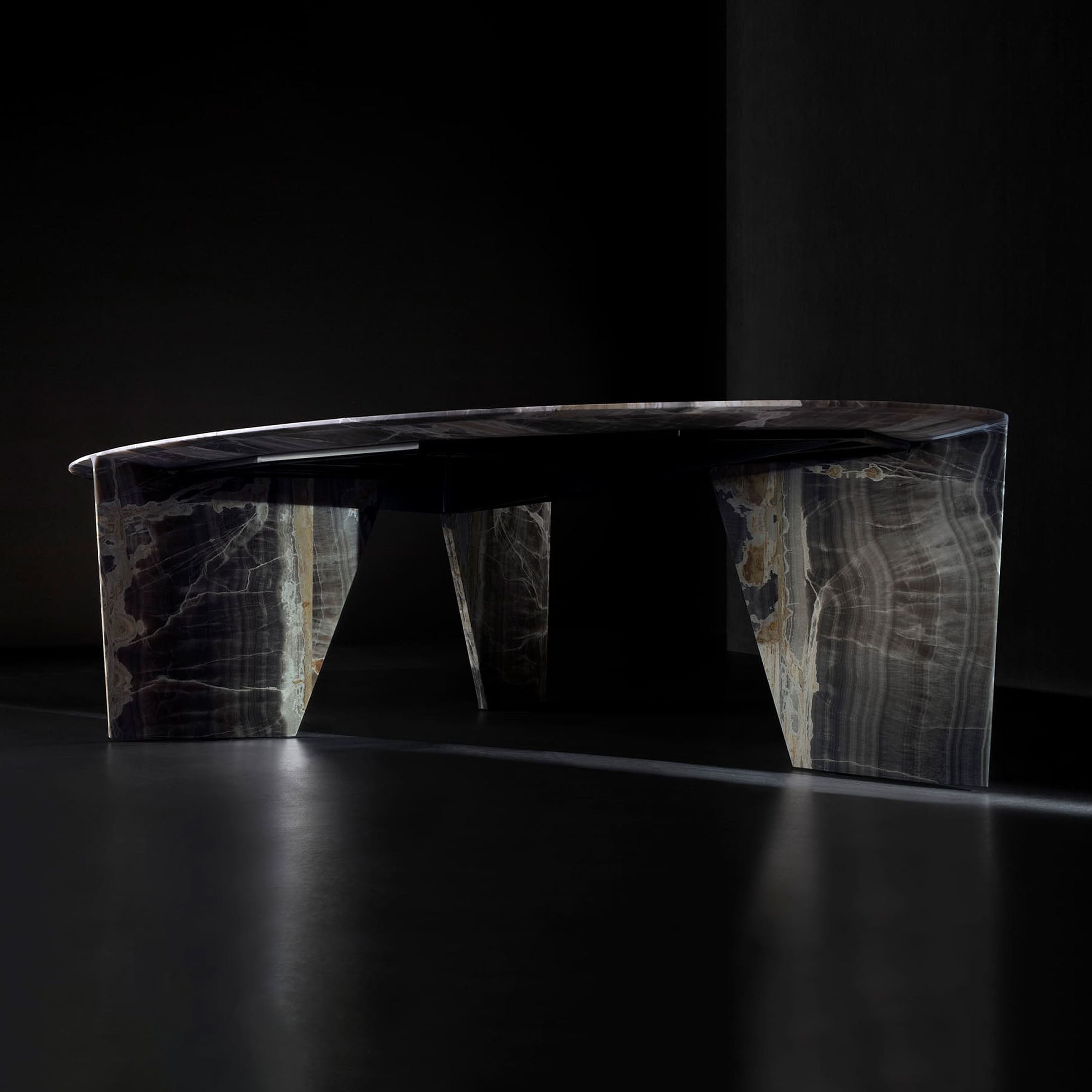 Henge Table Synapse Dining Table