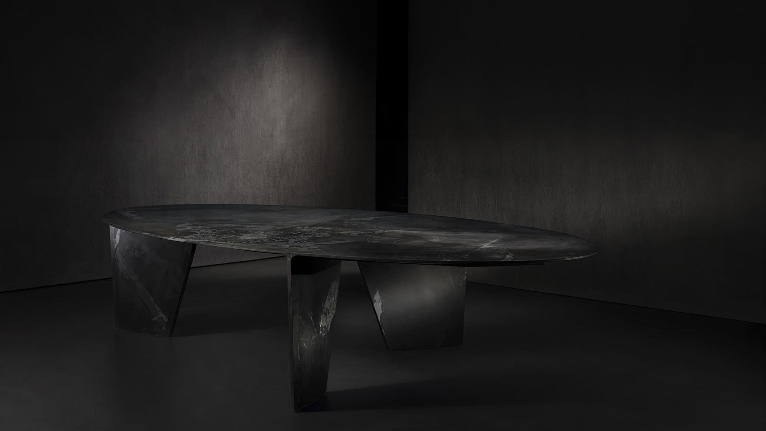 Desktop / Synapse Dining Table, designed by Massimo Castagna for Henge