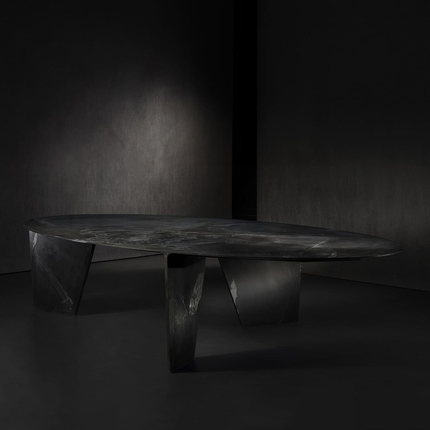 Henge Table Synapse Dining Table