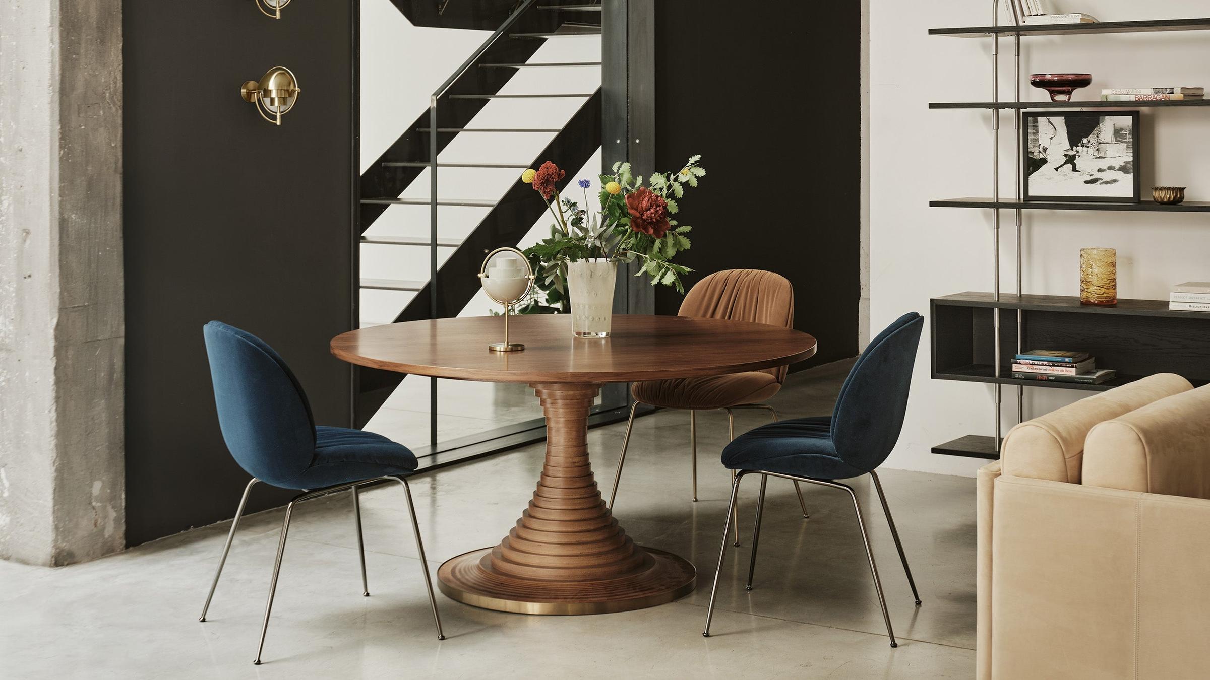 GUBI Dining Table Tavolo a Dischi Dining Table