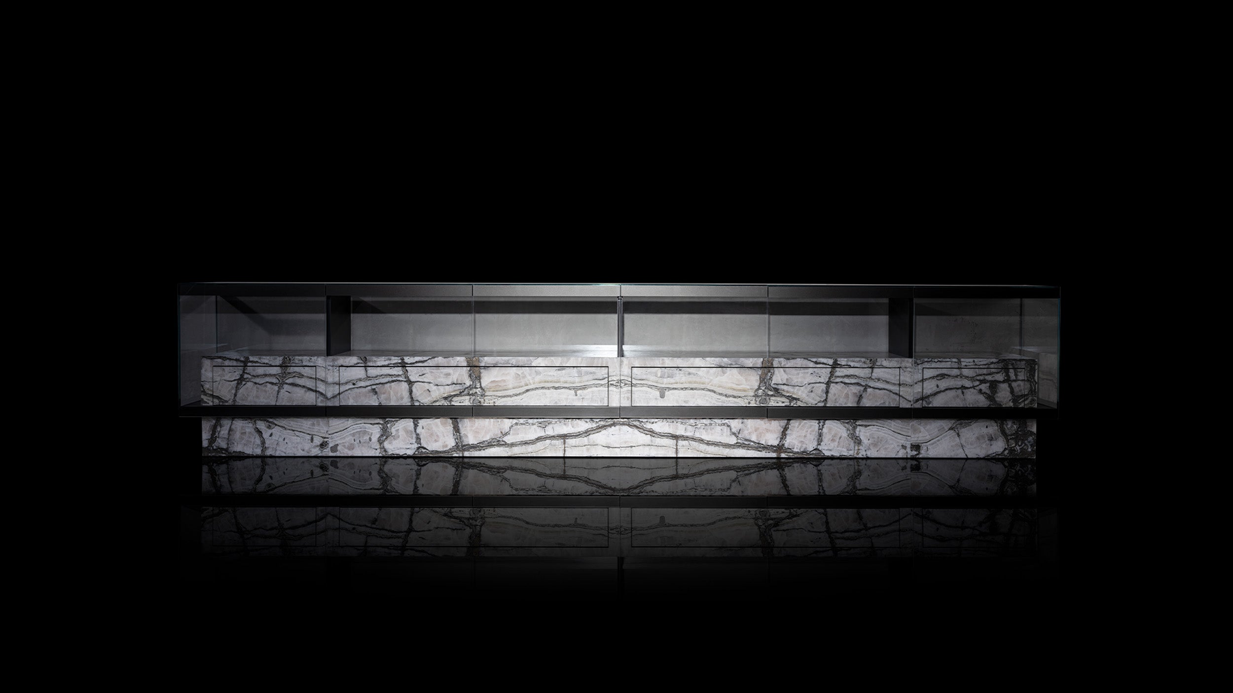 Desktop / Teke Evo Sideboard, designed by Massimo Castagna for Henge